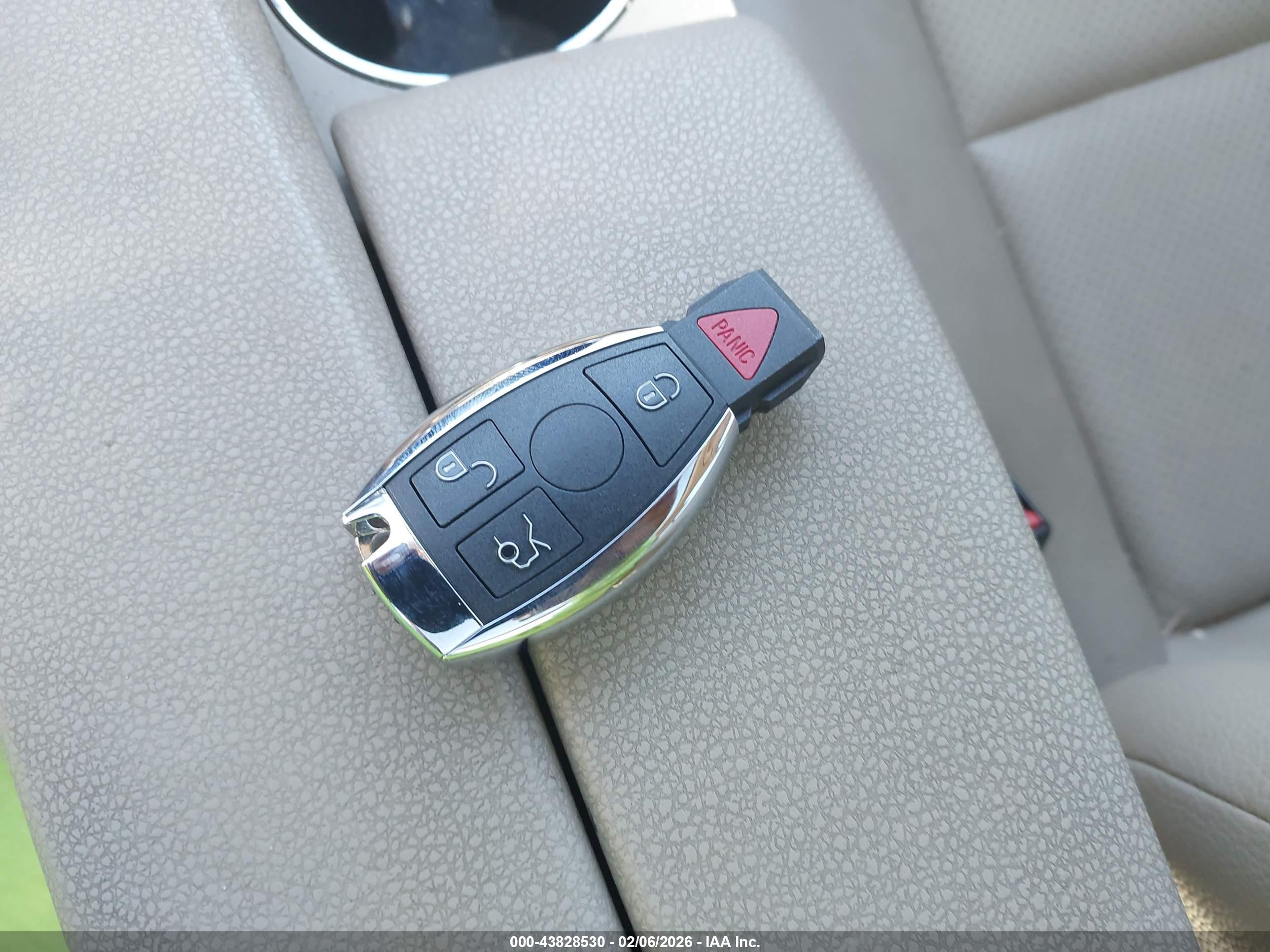 MERCEDES-BENZ C image 11