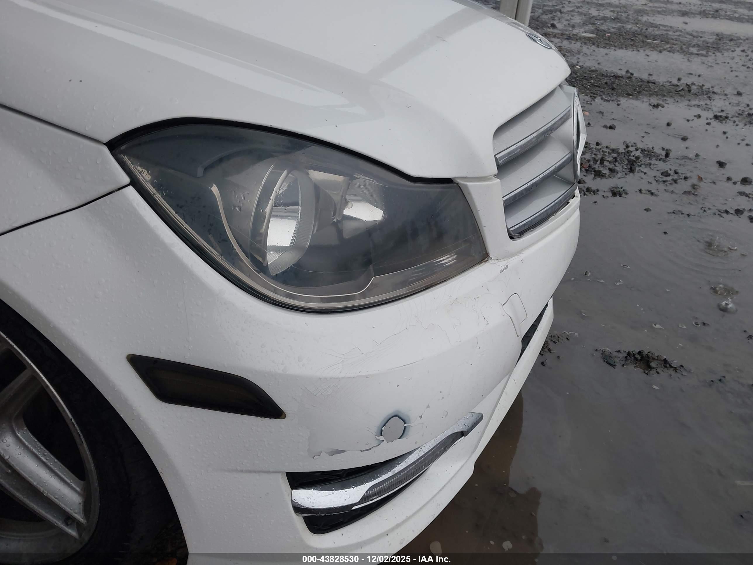 MERCEDES-BENZ C image 6