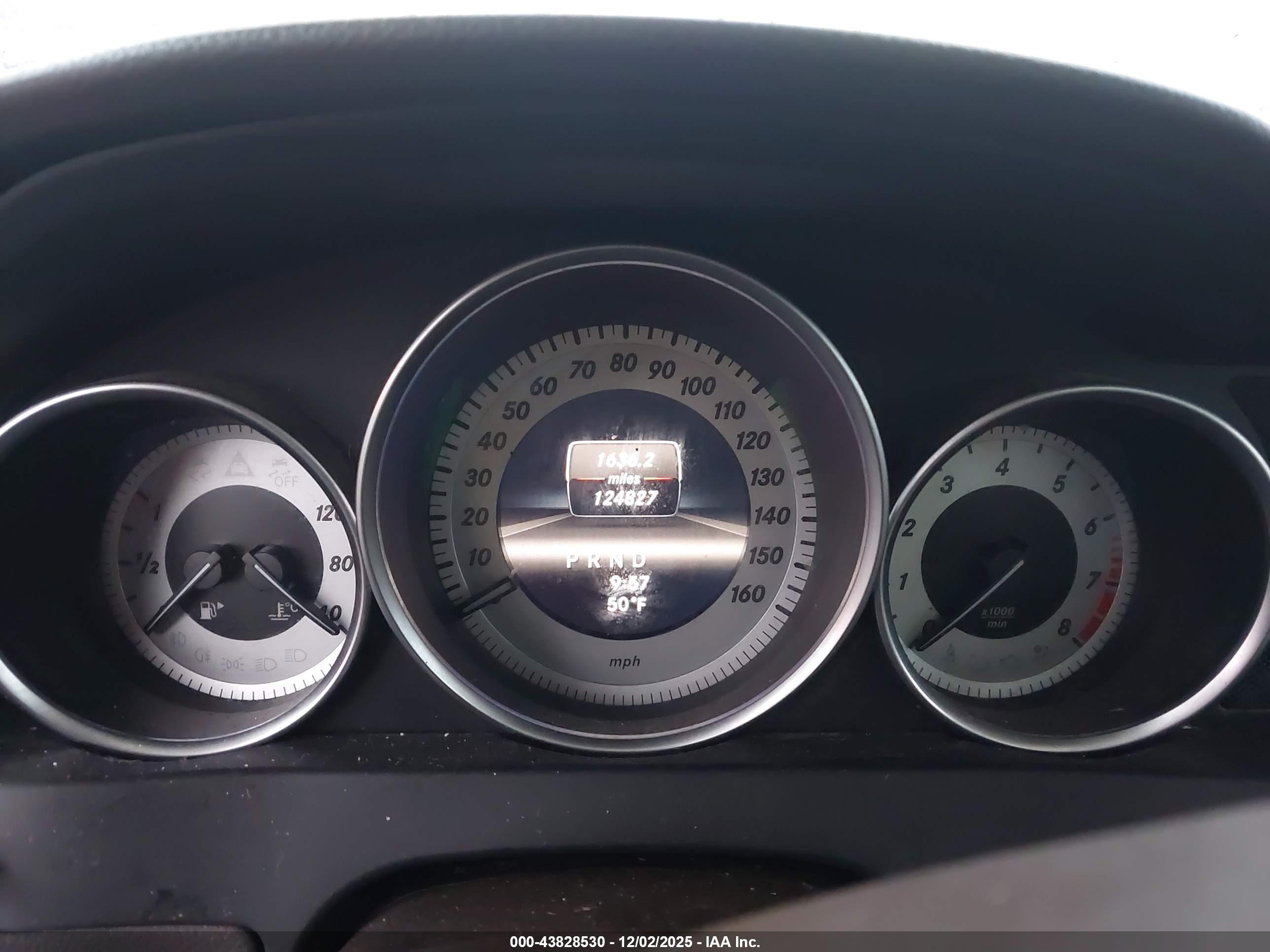 MERCEDES-BENZ C image 7