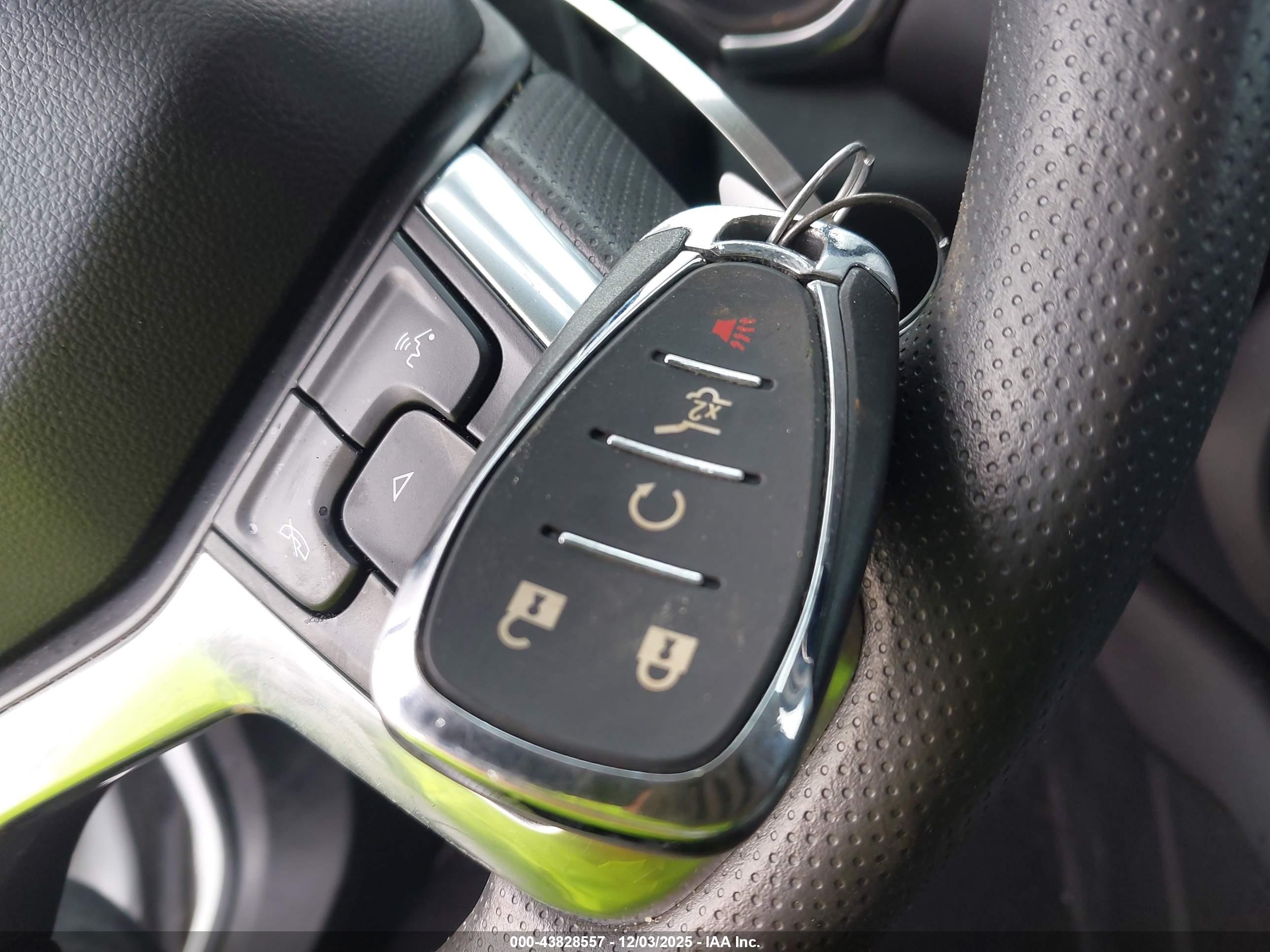 CHEVROLET BLAZER image 11