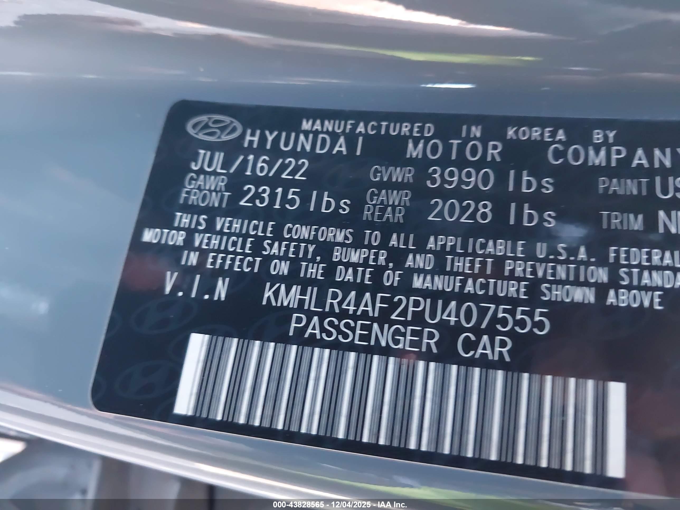 HYUNDAI ELANTRA image 9