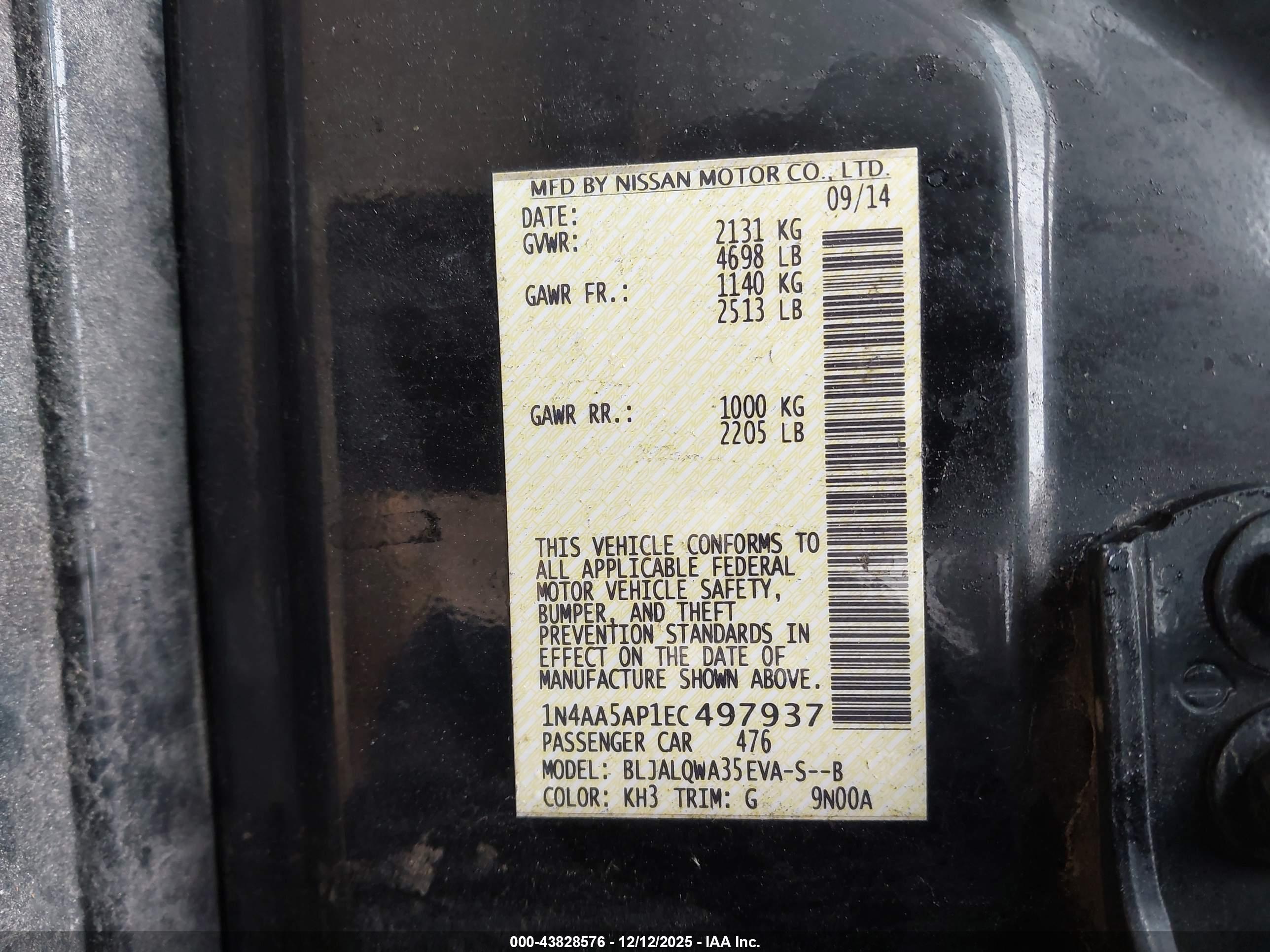 NISSAN MAXIMA image 9