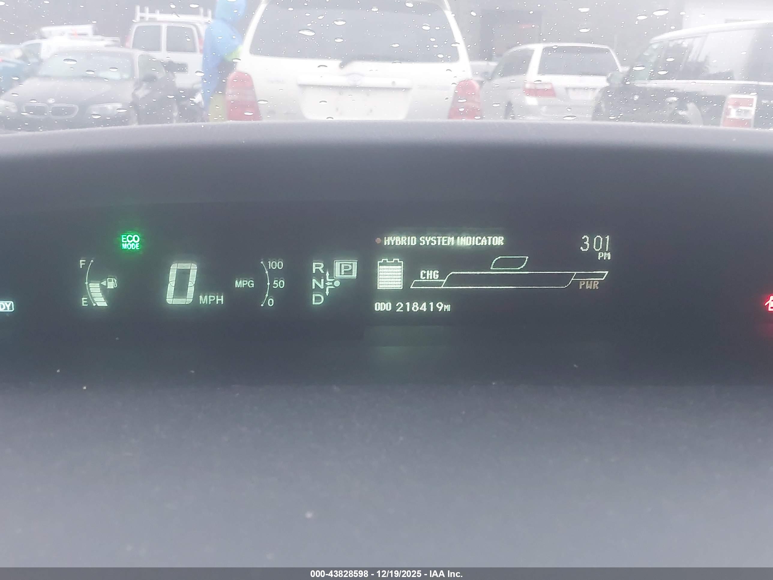 TOYOTA PRIUS image 7