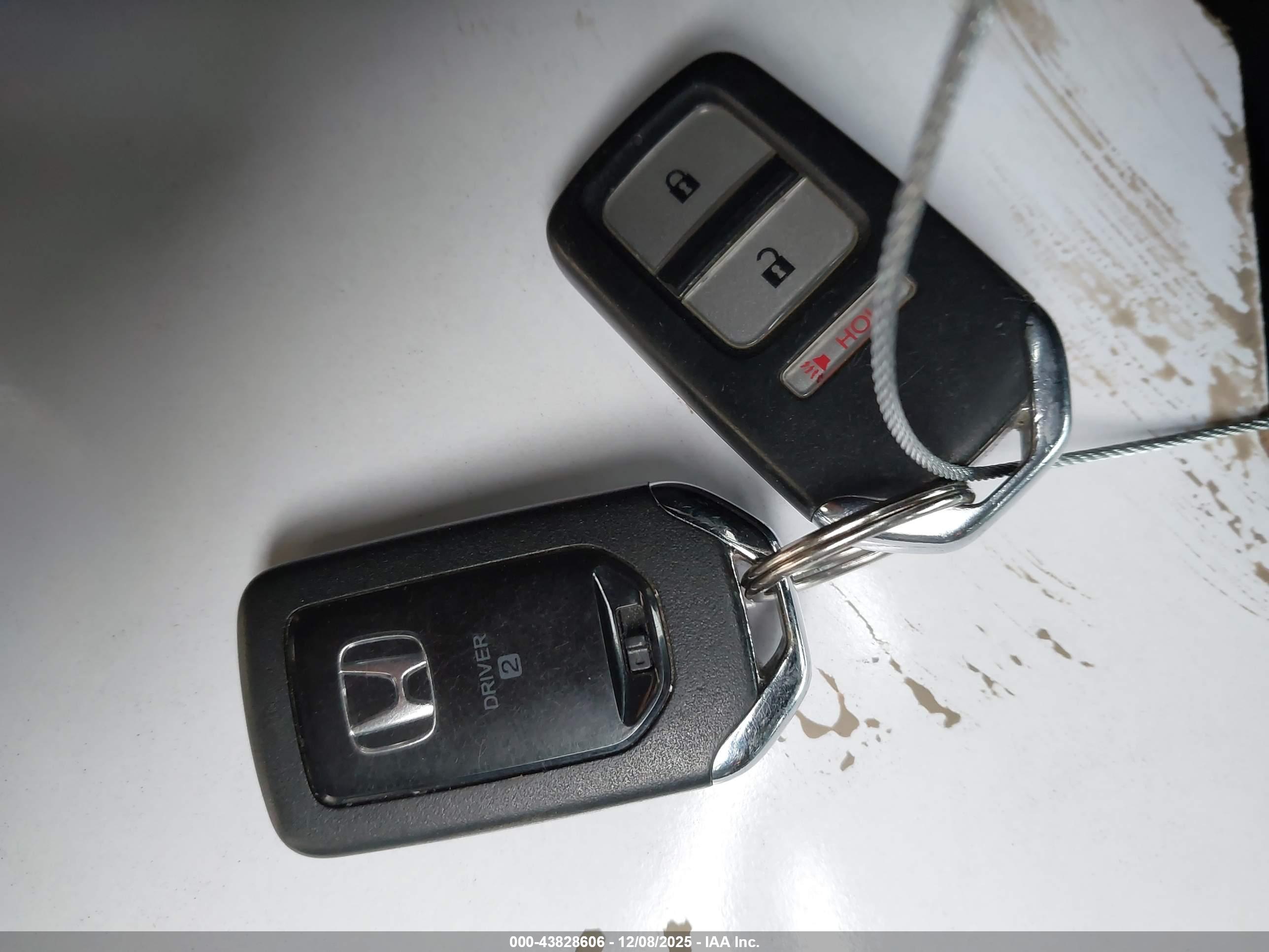 HONDA CROSSTOUR image 11