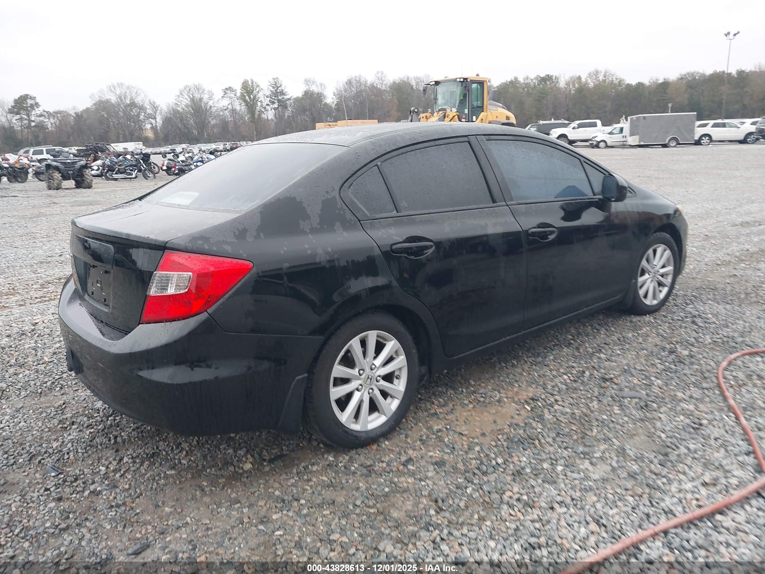 HONDA CIVIC image 4
