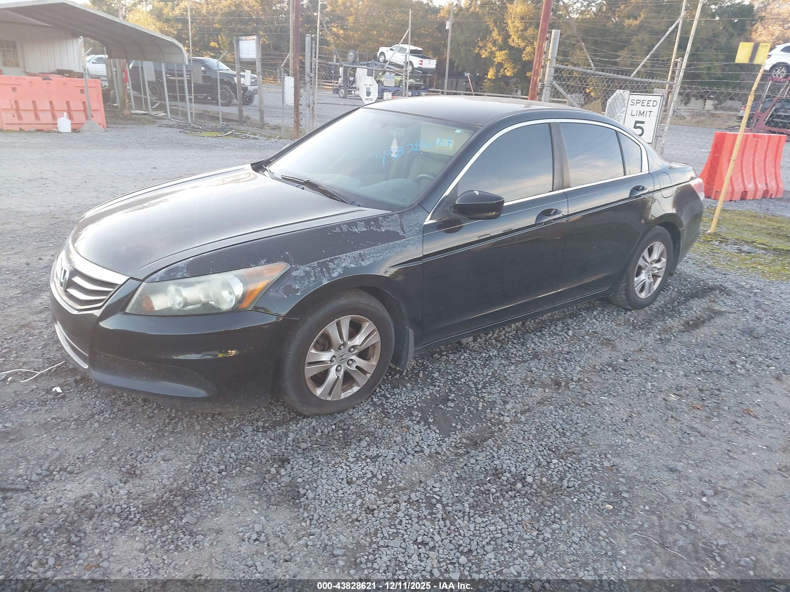 HONDA ACCORD image 2