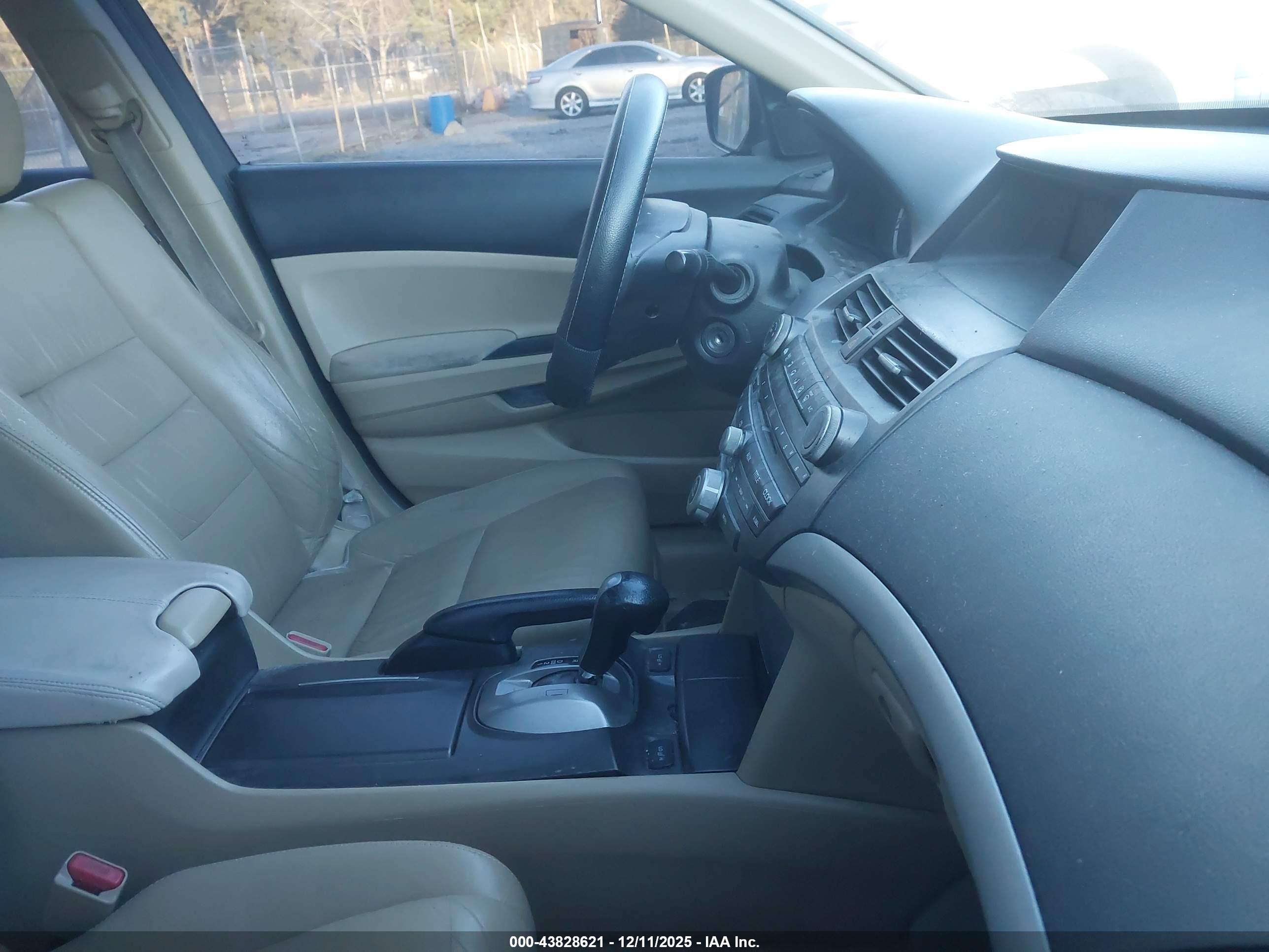 HONDA ACCORD image 5