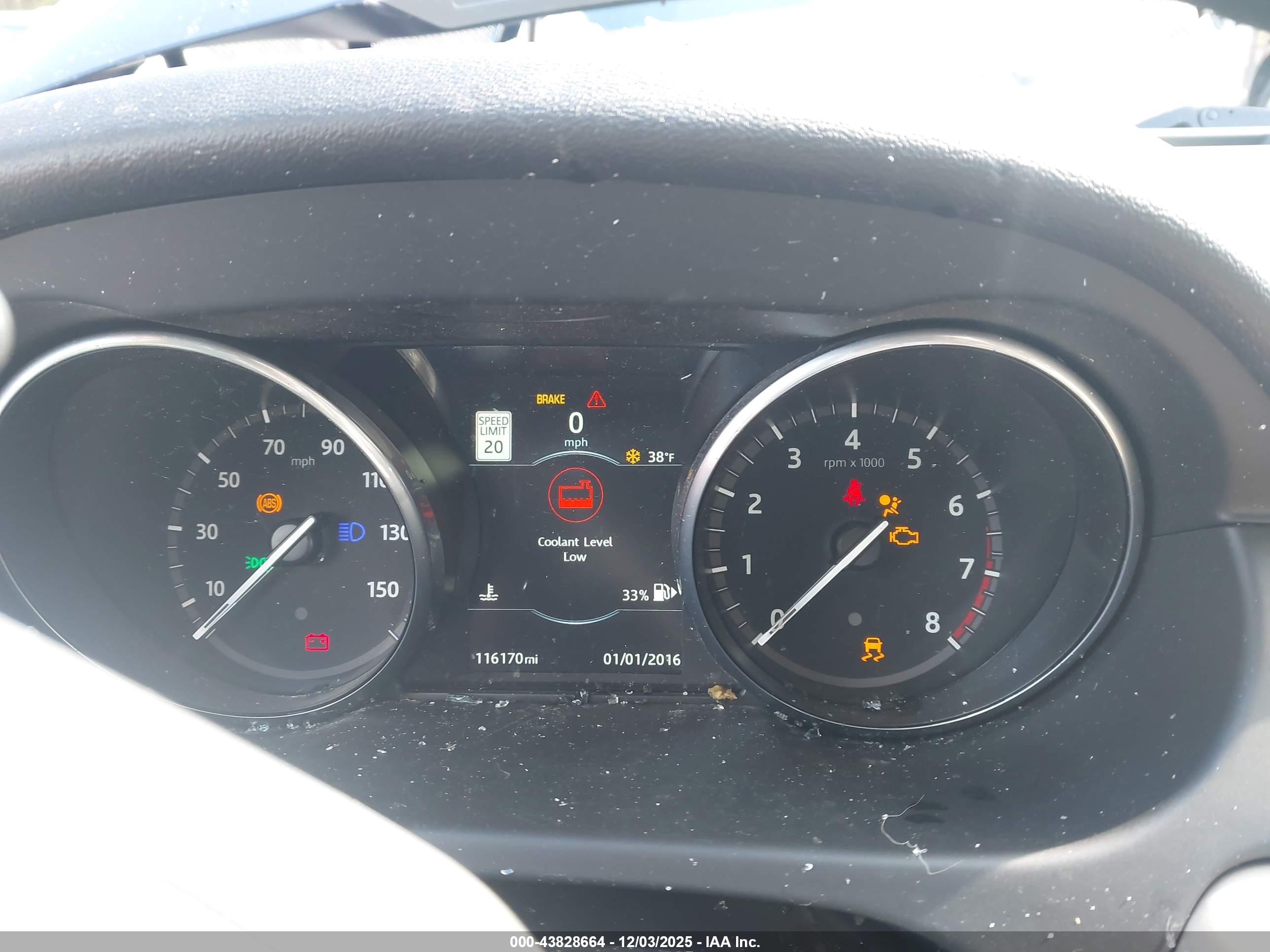 LAND ROVER image 7