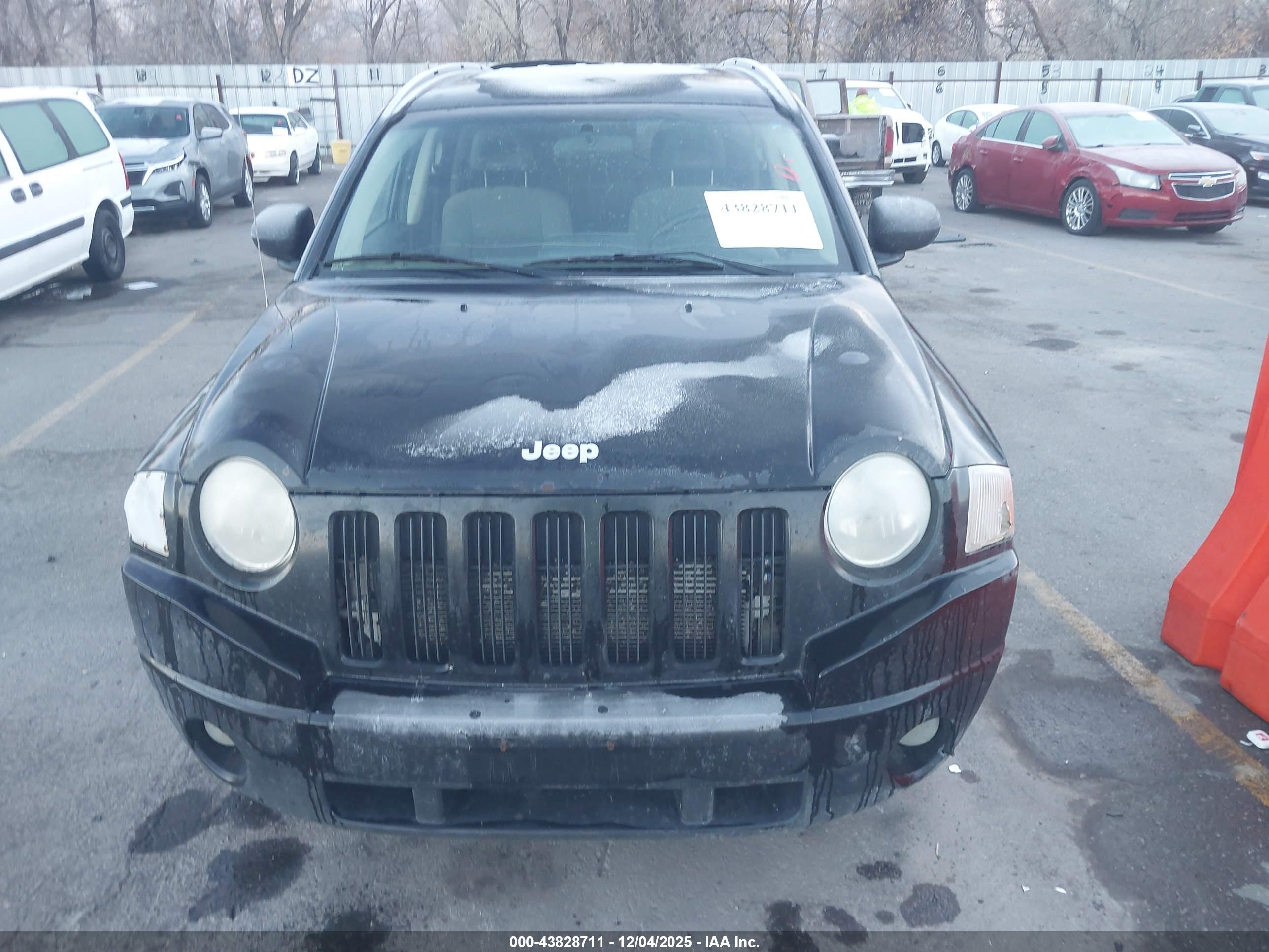 JEEP COMPASS image 6