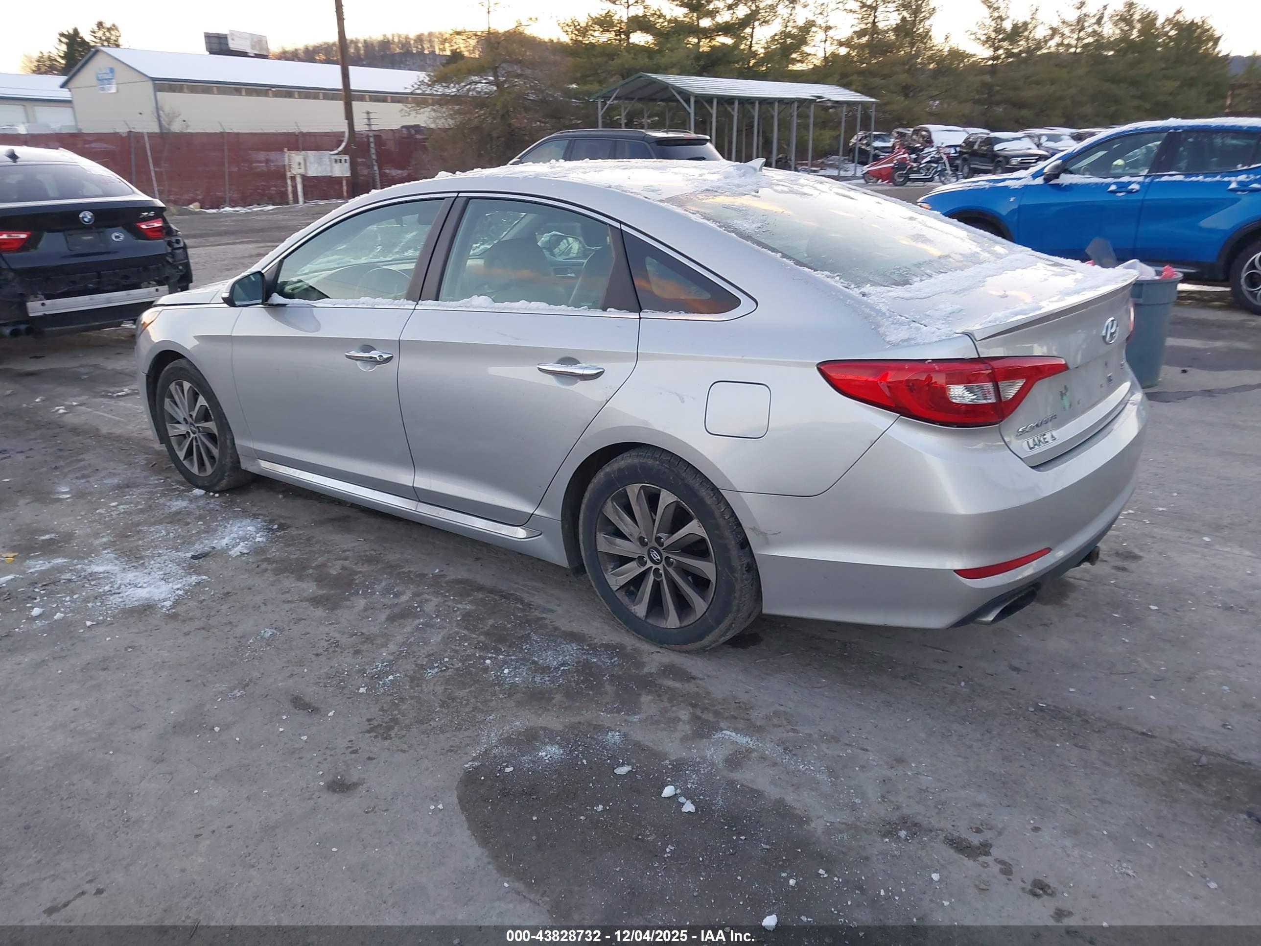 HYUNDAI SONATA image 3