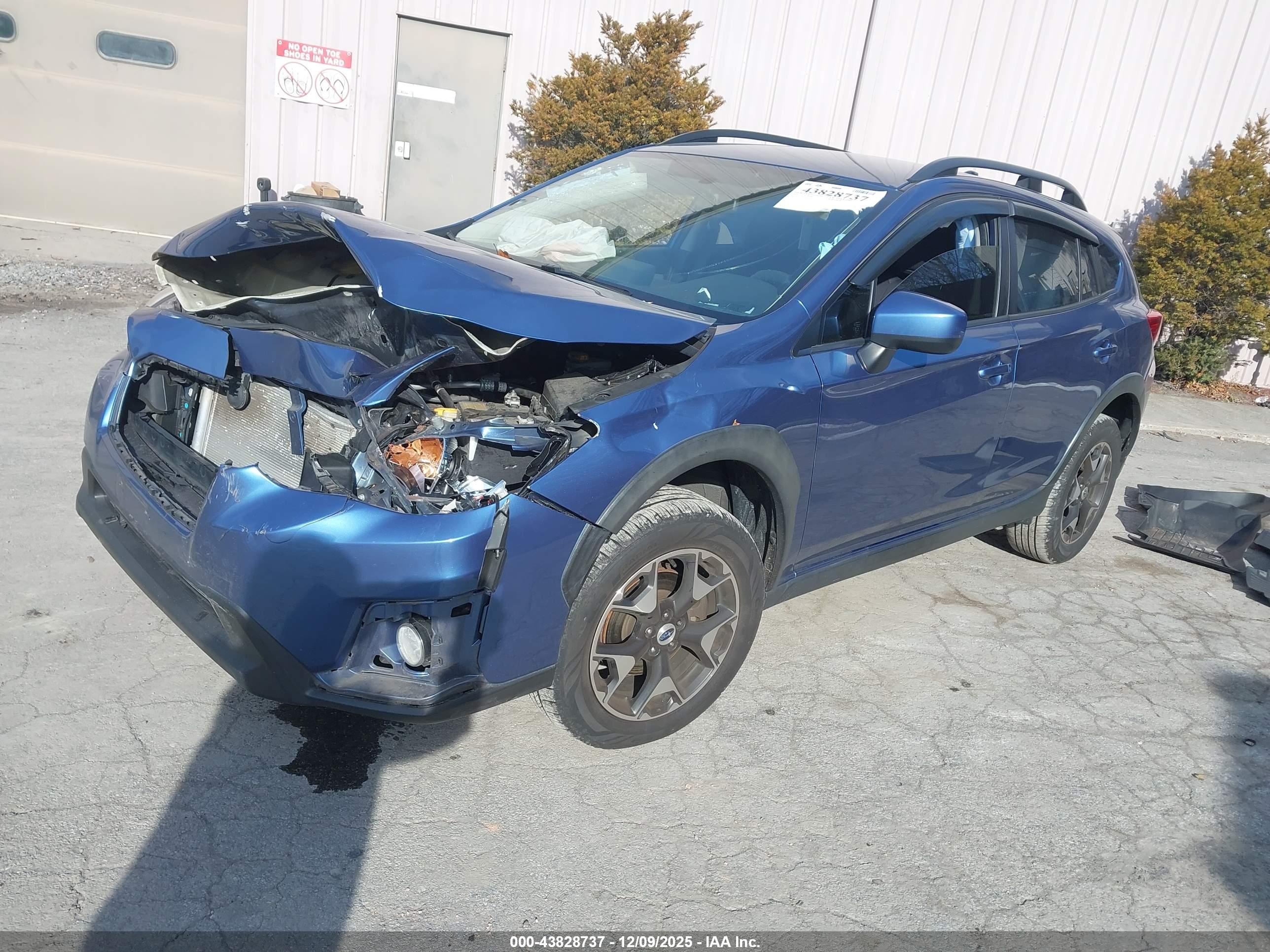 SUBARU CROSSTREK image 2