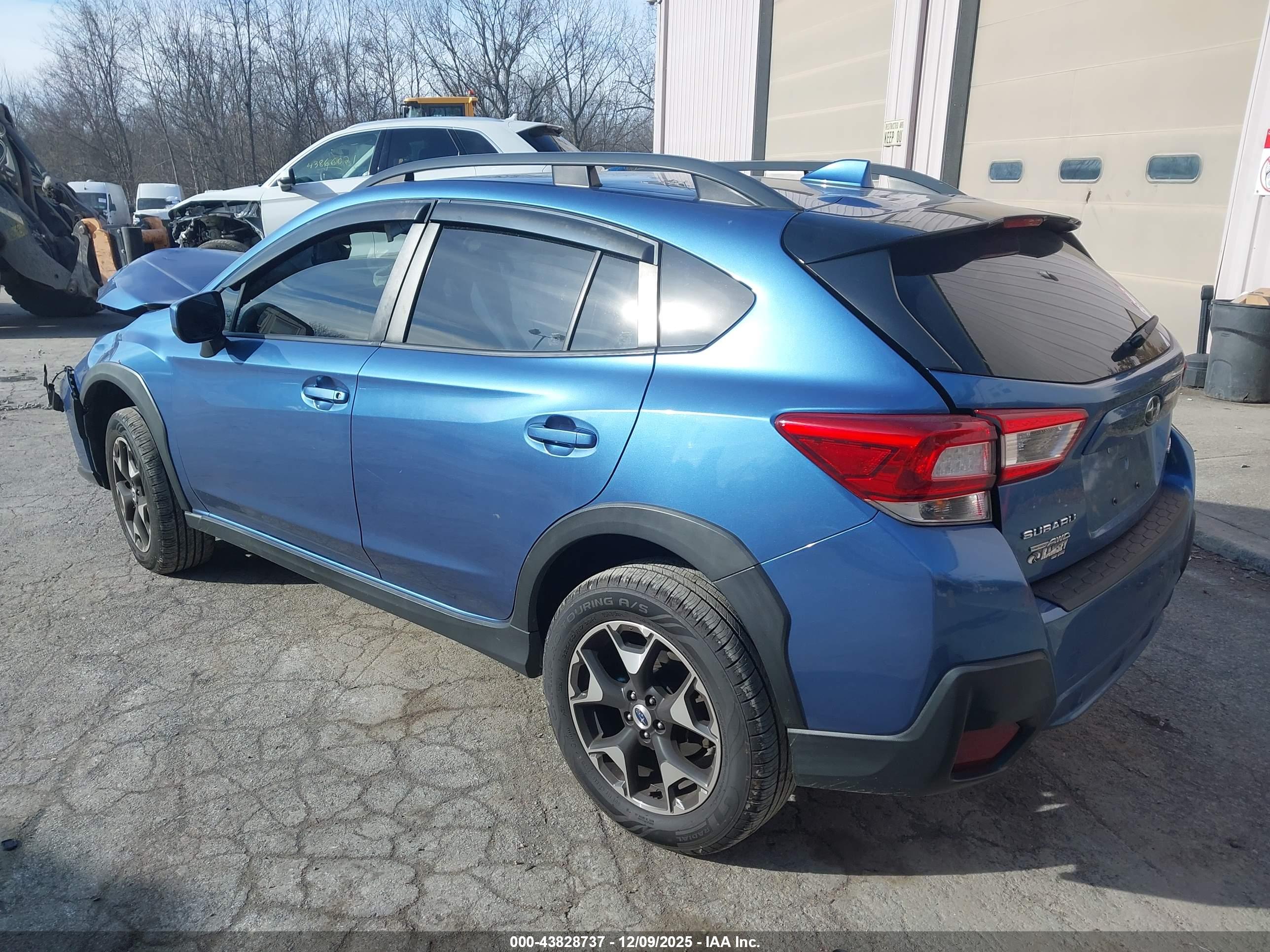 SUBARU CROSSTREK image 3