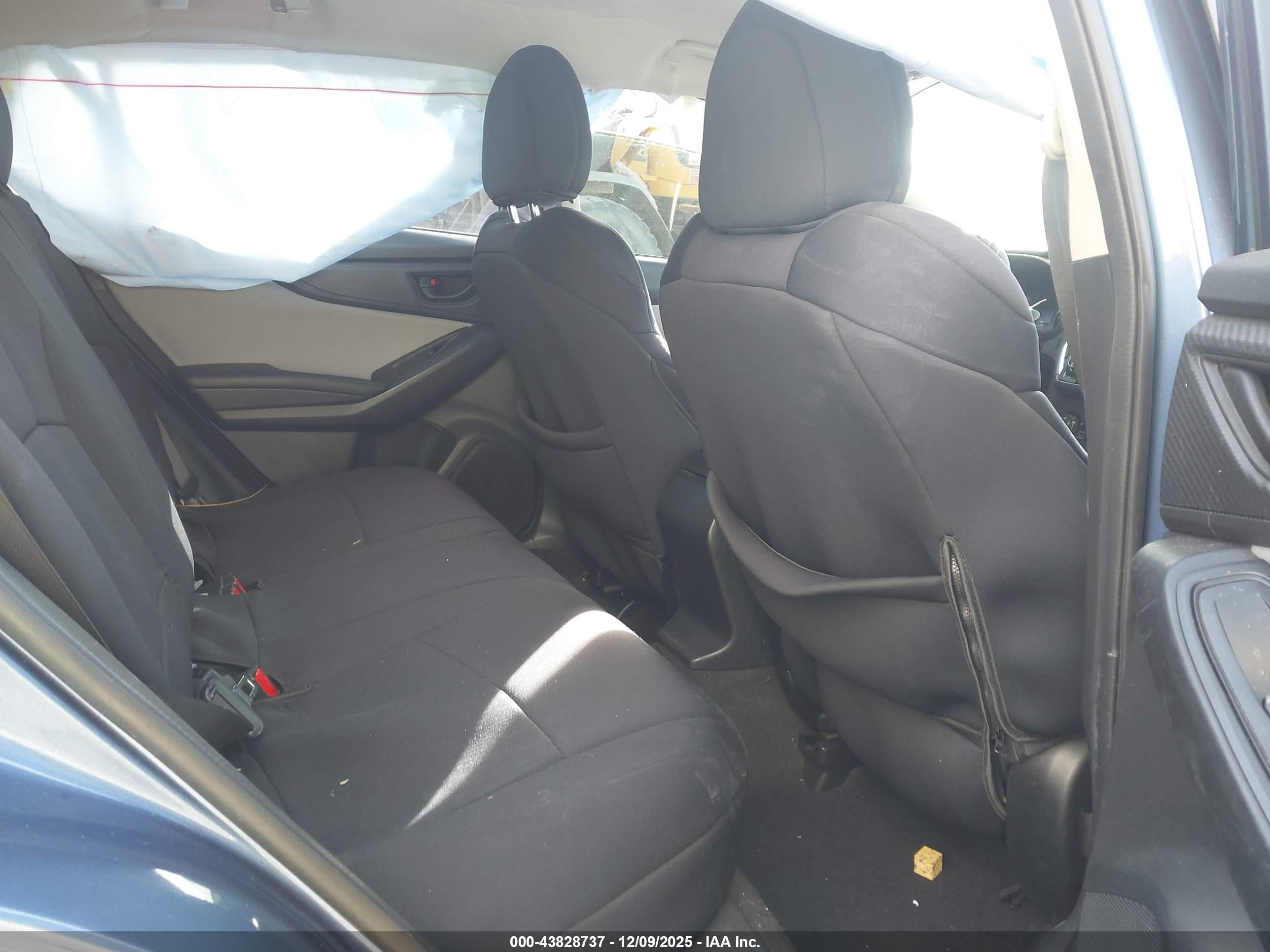 SUBARU CROSSTREK image 8