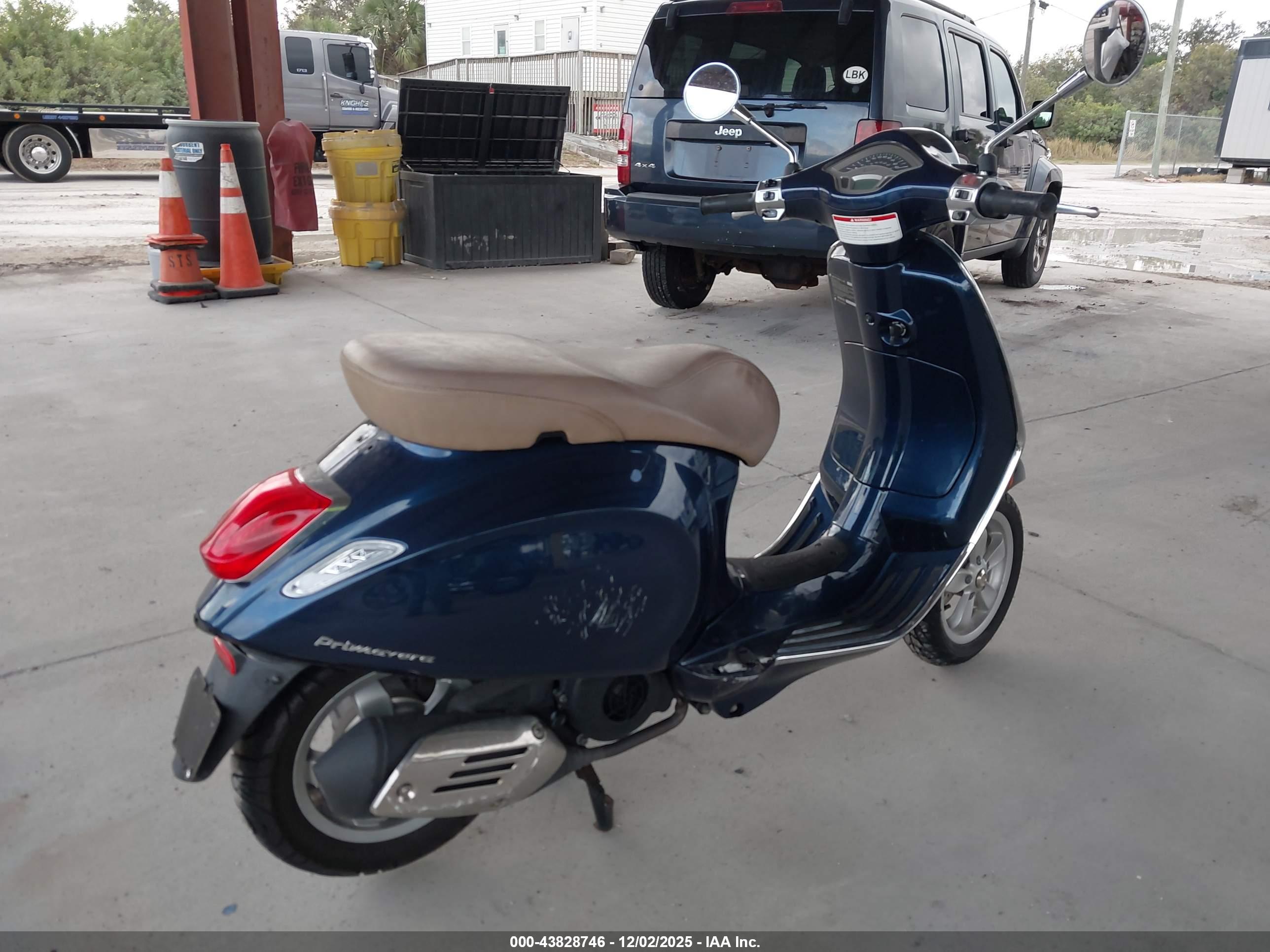 VESPA SPRINT image 4
