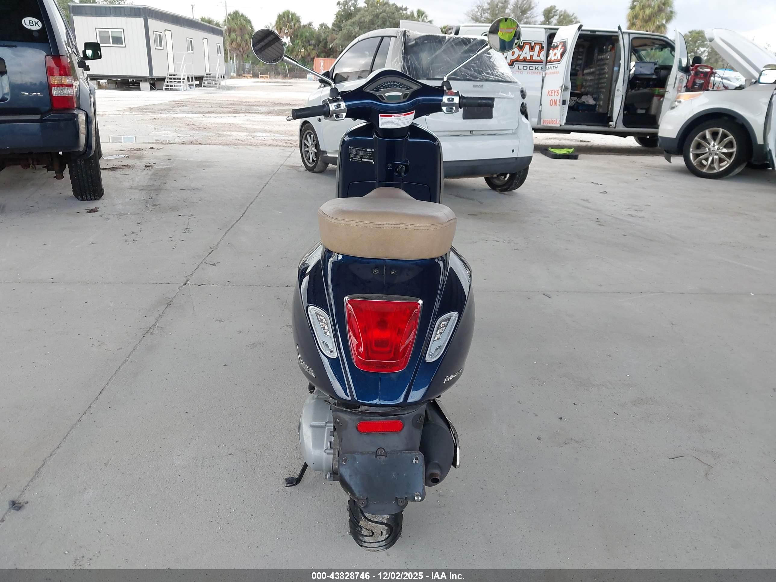 VESPA SPRINT image 6