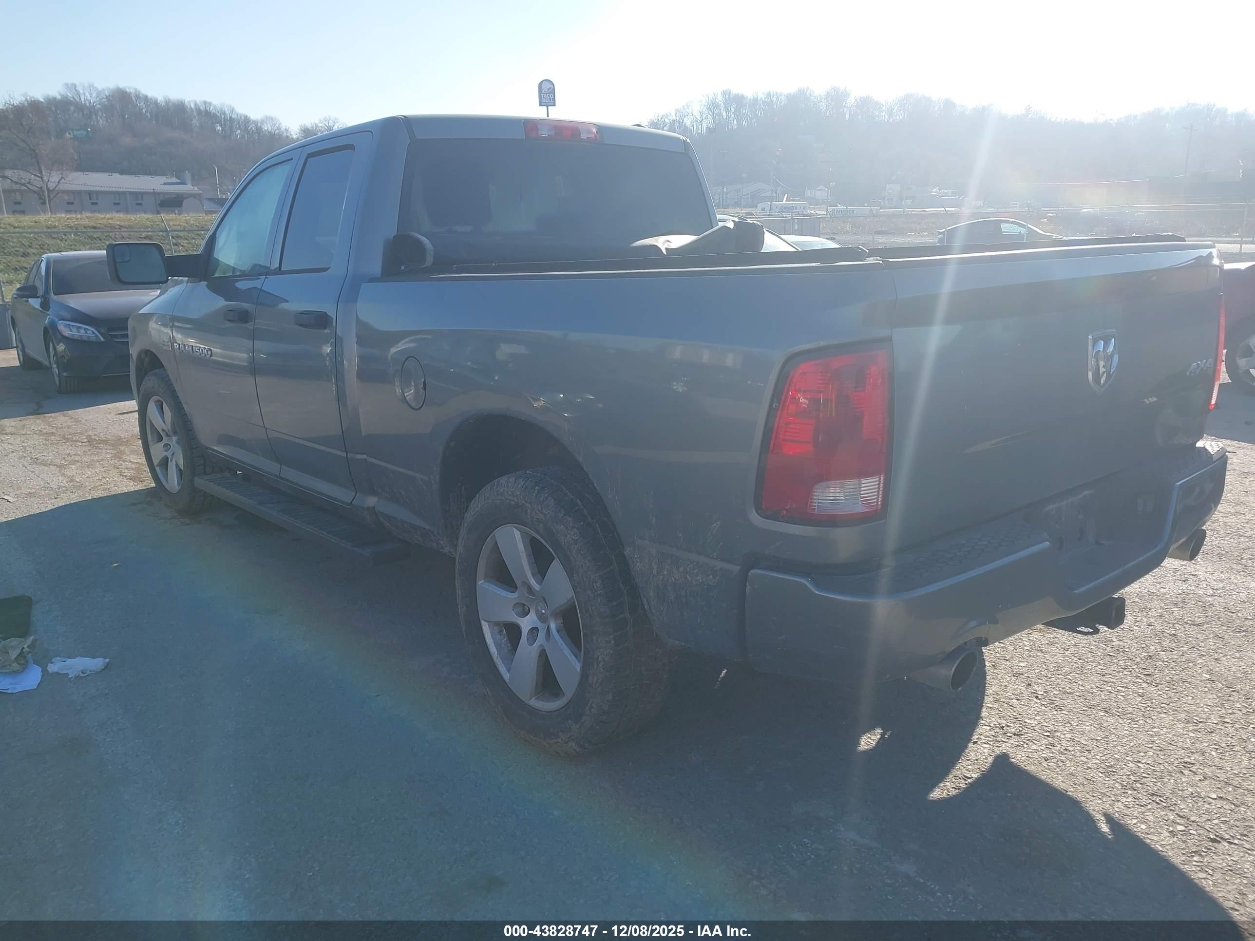 RAM 1500 image 3