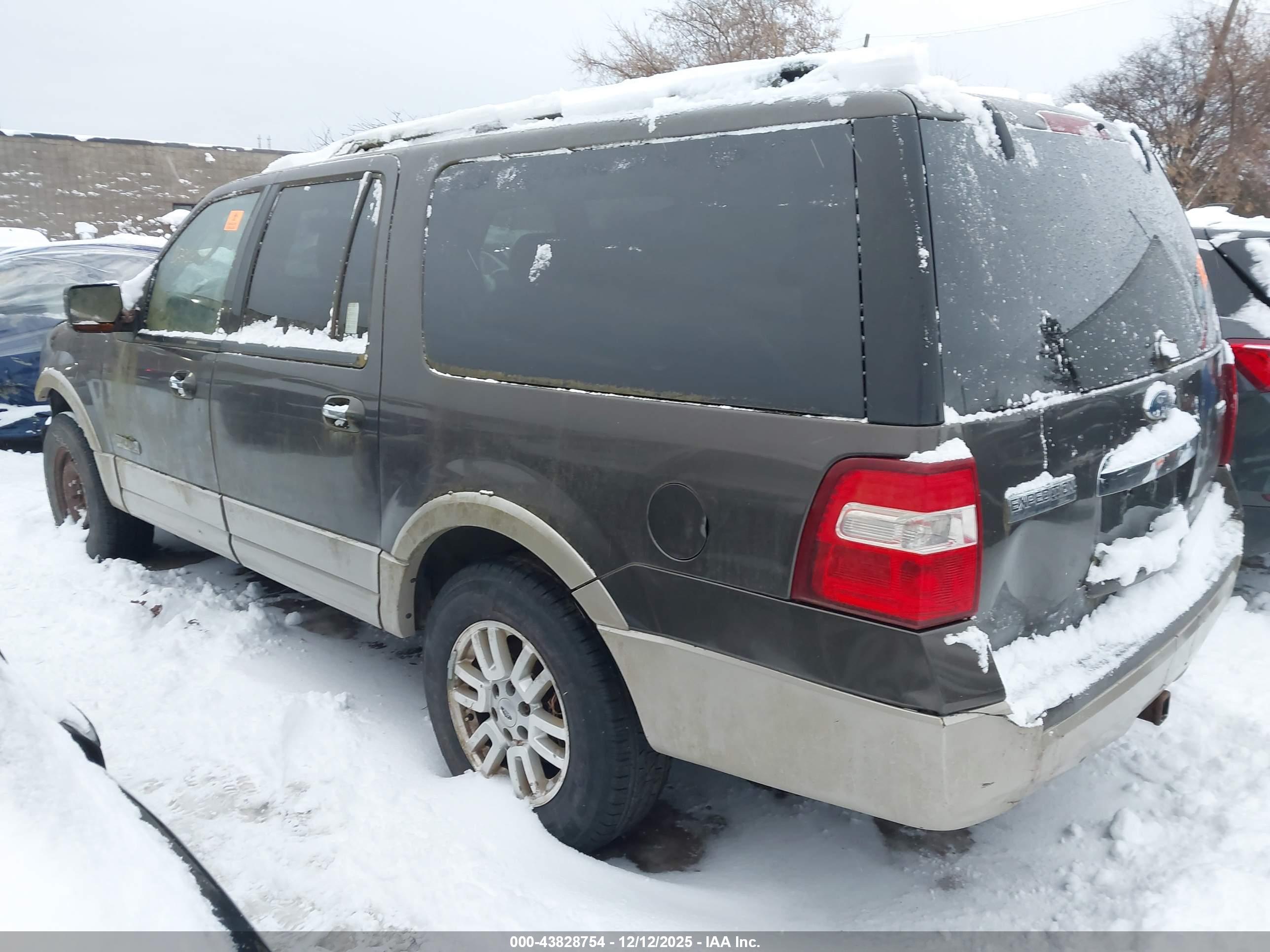 FORD EXPEDITION image 3