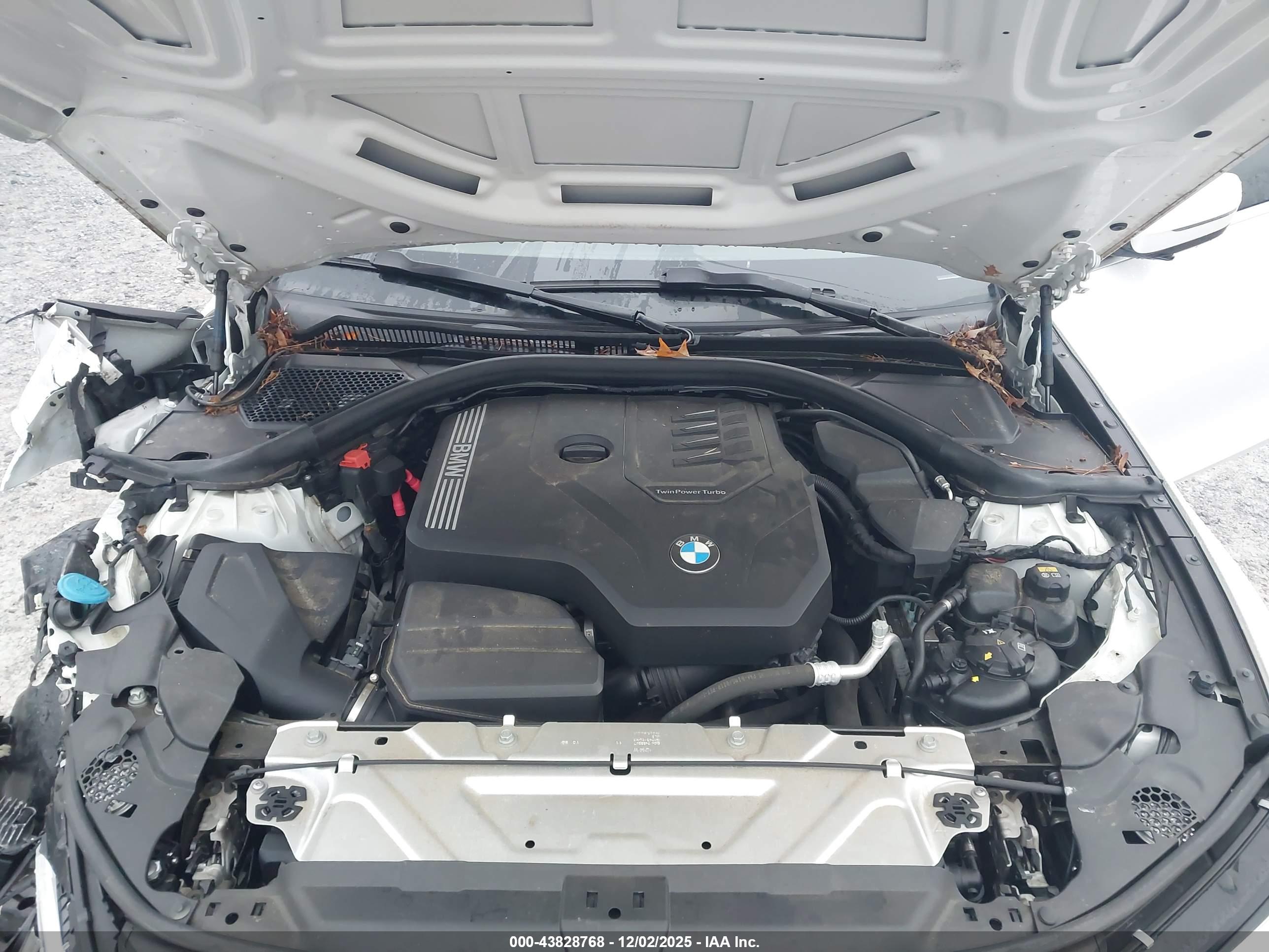 BMW 330I image 10