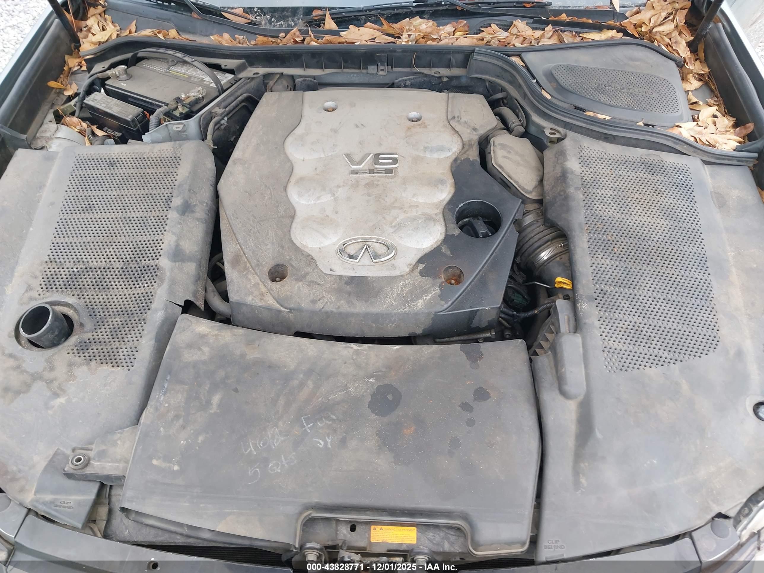 INFINITI M35 image 10