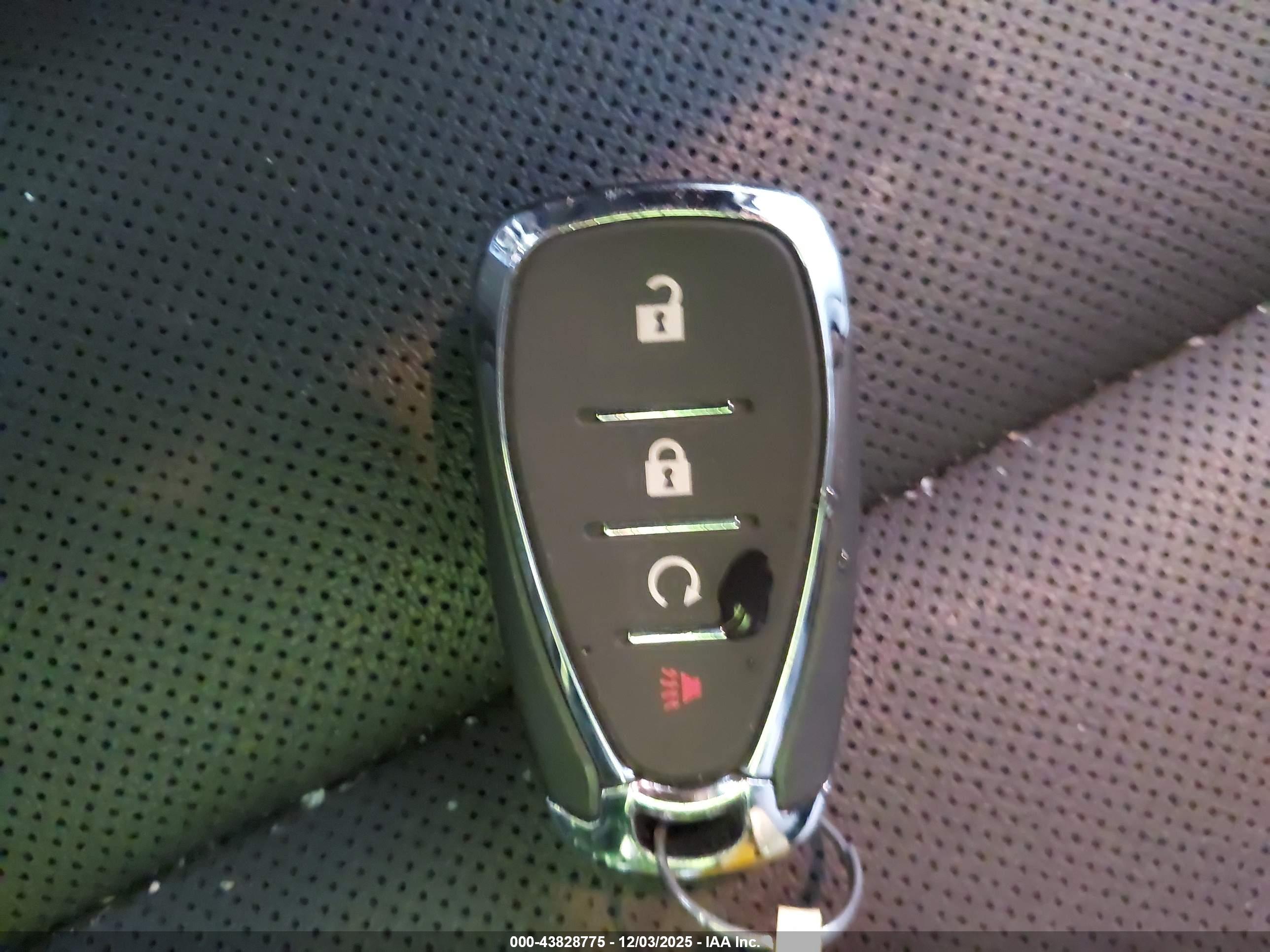 CHEVROLET TRAX image 11