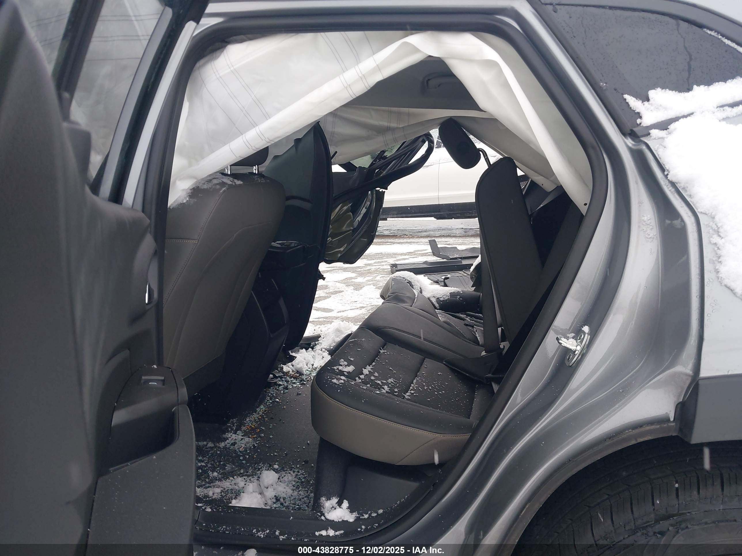 CHEVROLET TRAX image 8