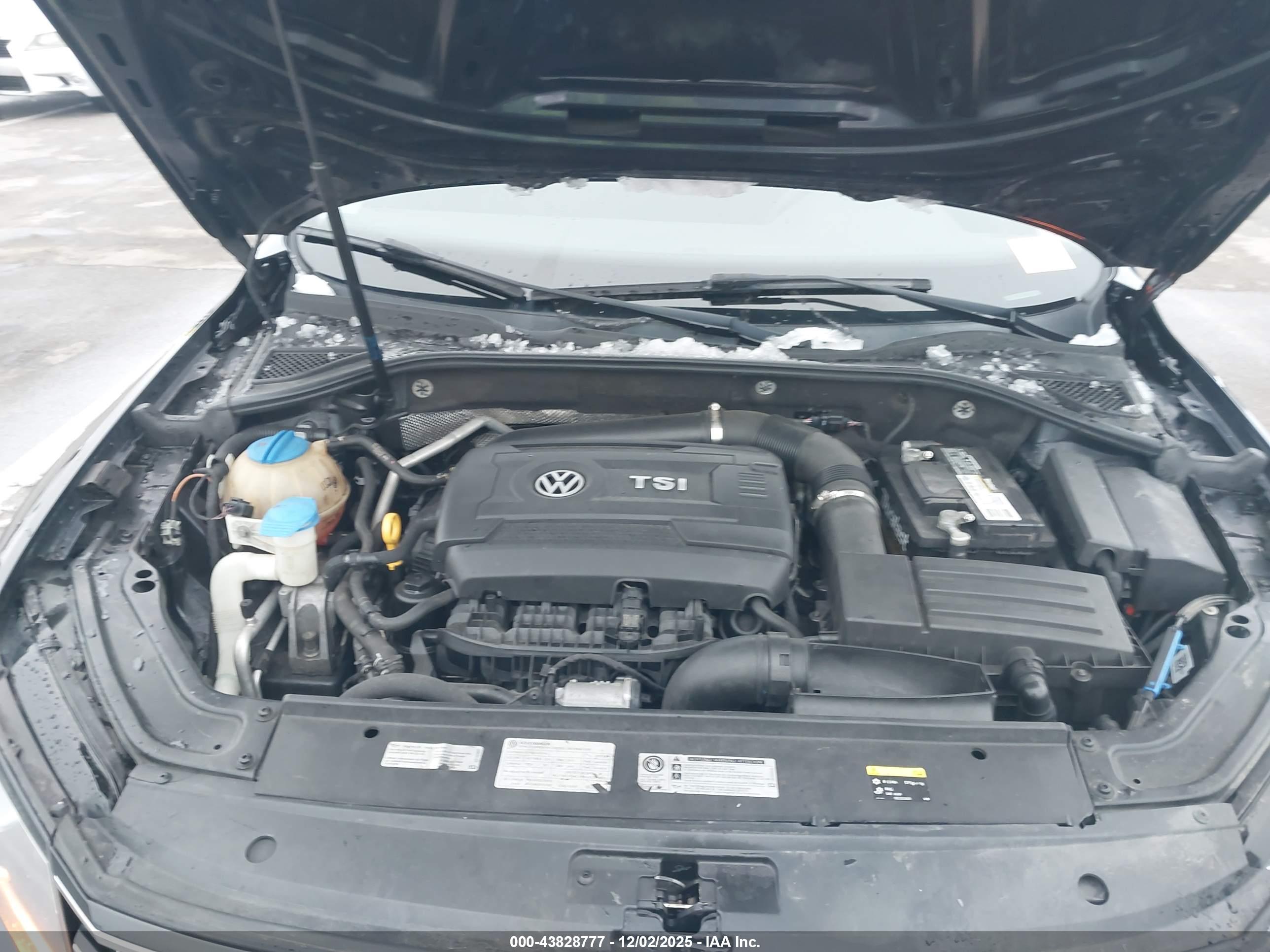VOLKSWAGEN PASSAT image 10