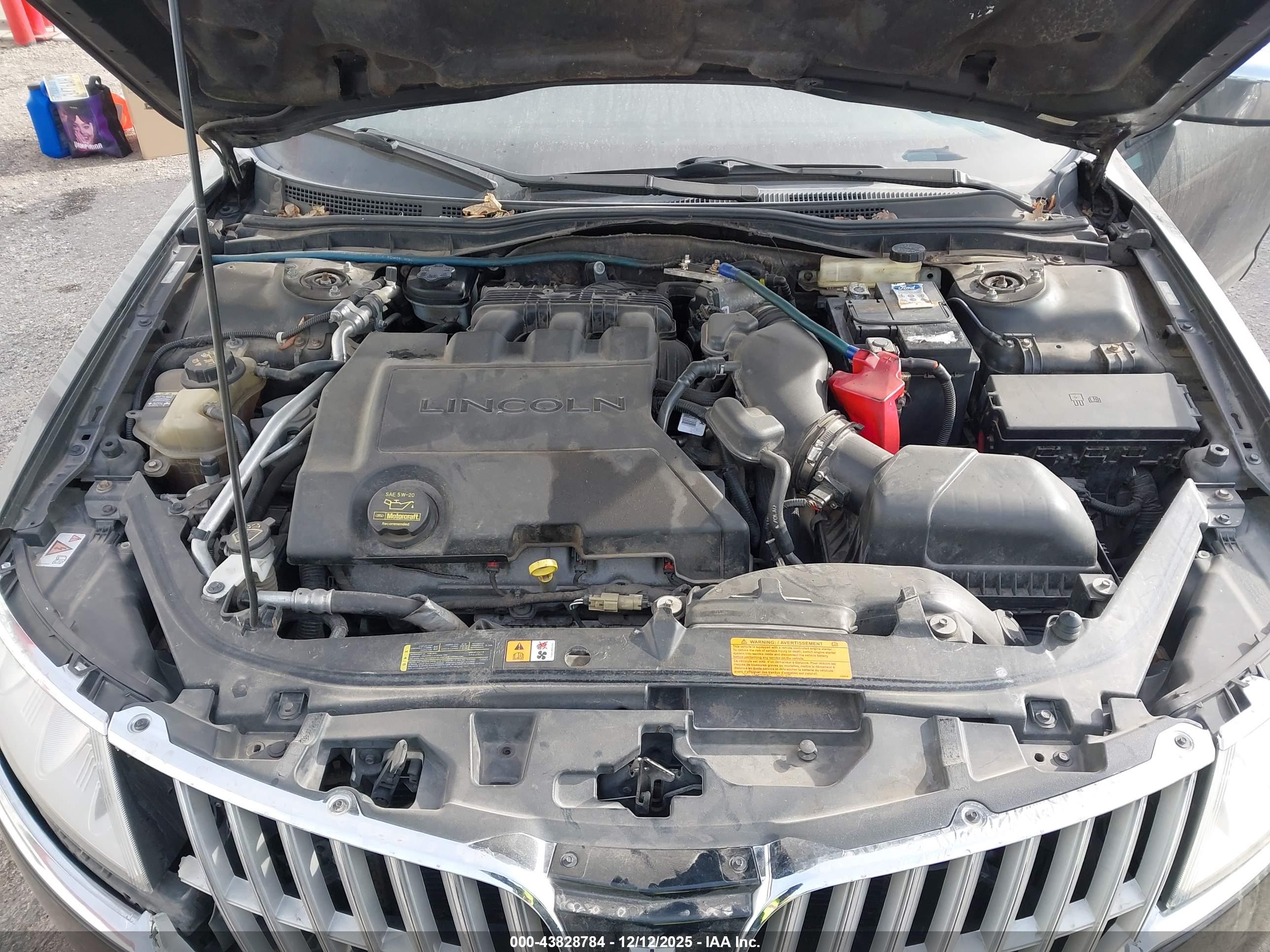 LINCOLN MKZ image 10