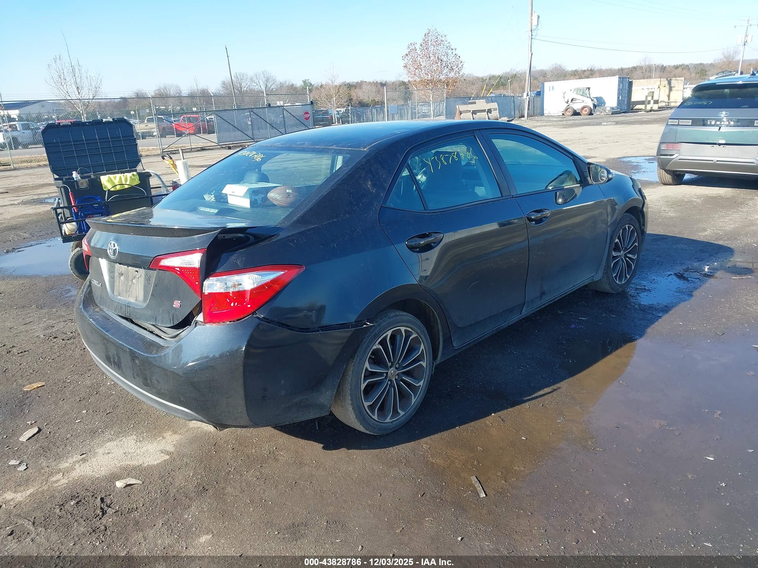 TOYOTA COROLLA image 4
