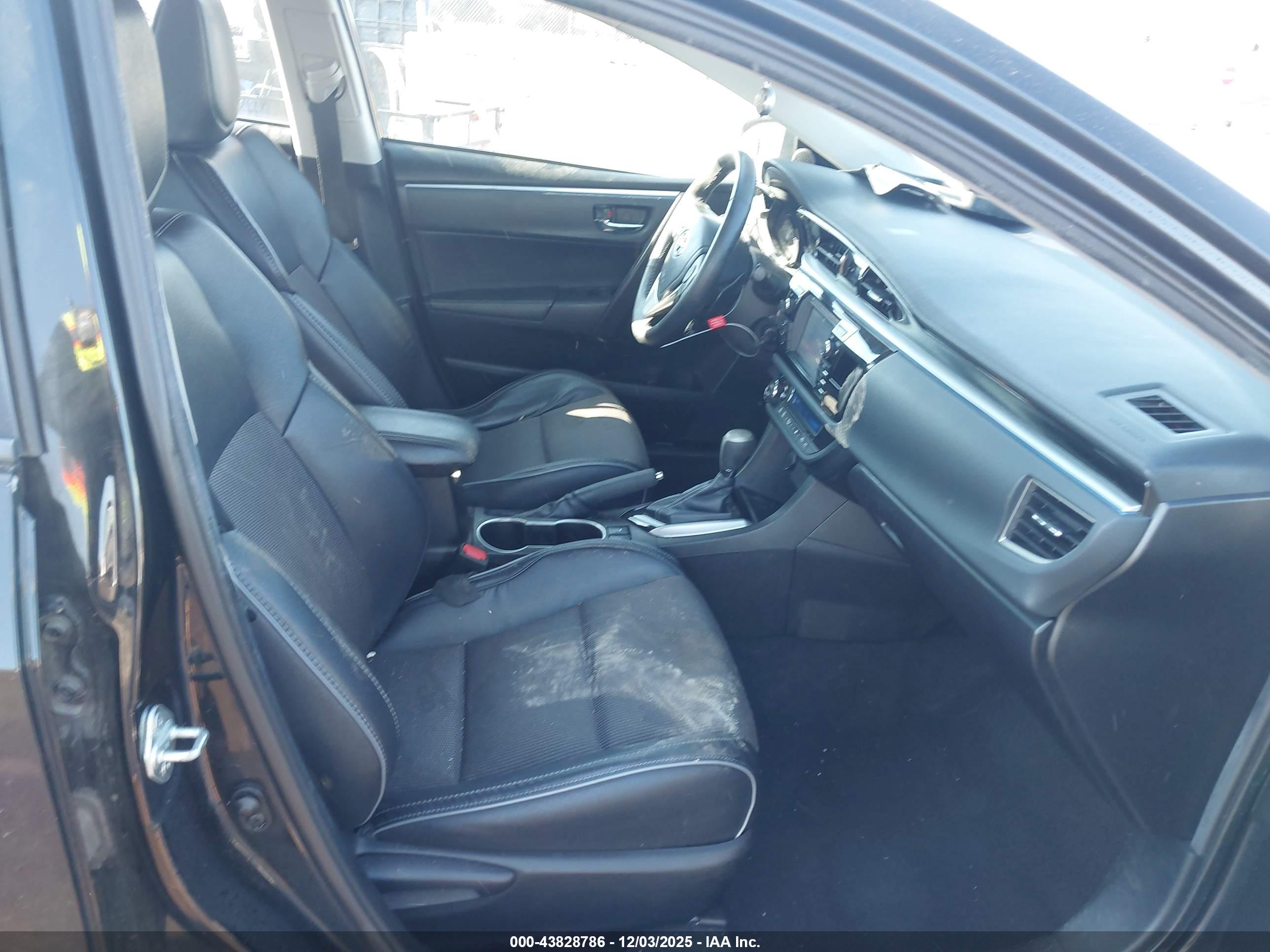 TOYOTA COROLLA image 5