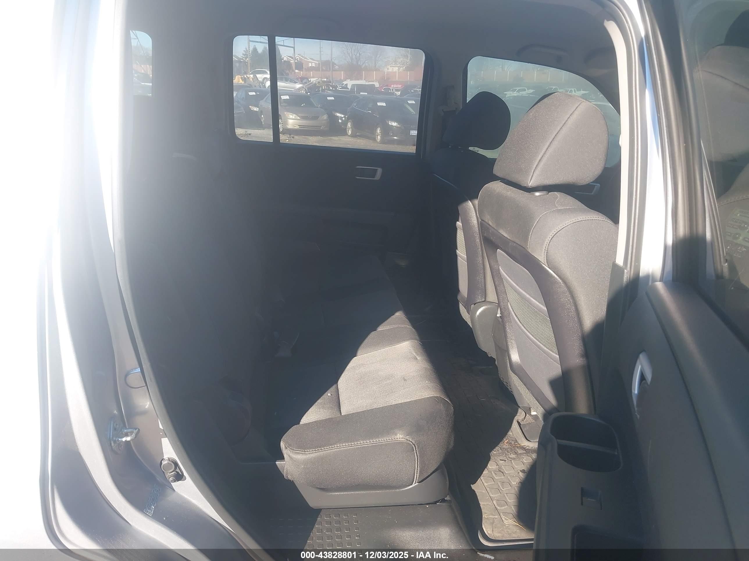 HONDA PILOT image 8