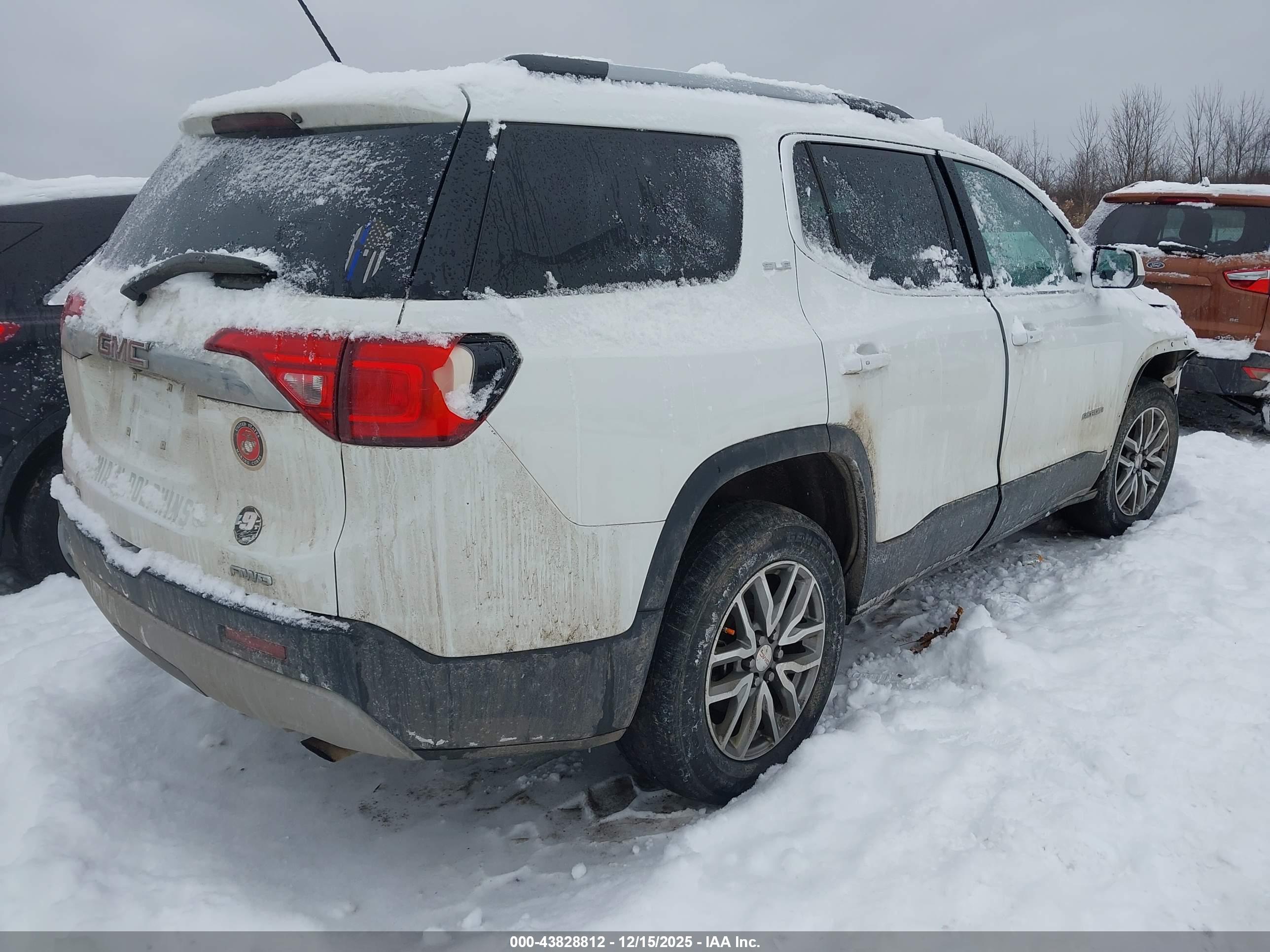 GMC ACADIA image 4