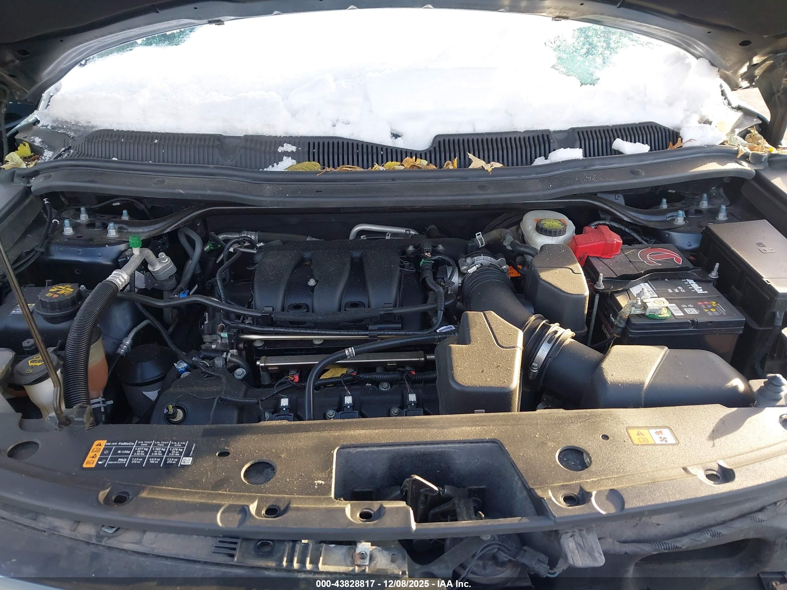 FORD EXPLORER image 10