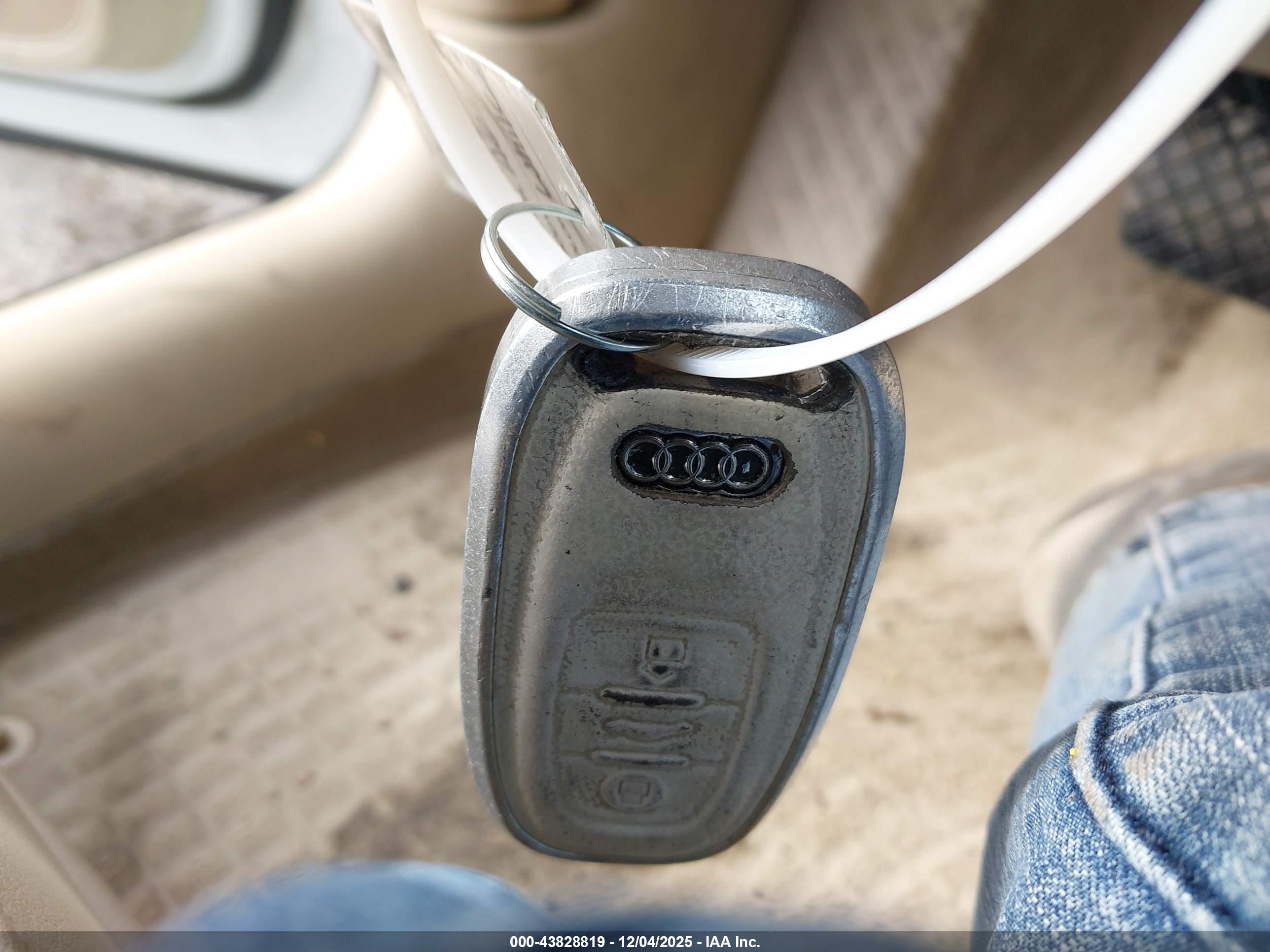 AUDI A6 image 11