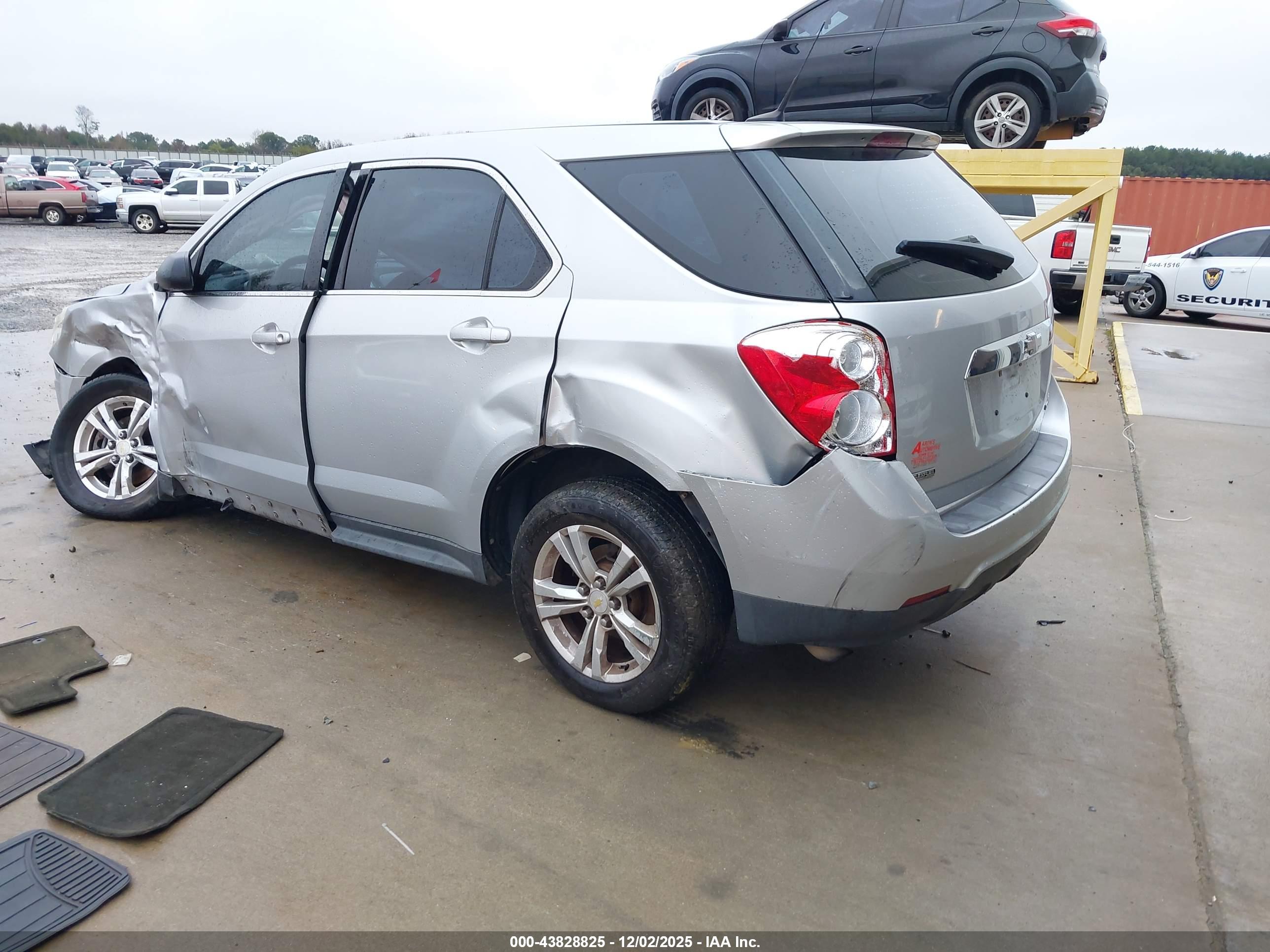 CHEVROLET EQUINOX image 3