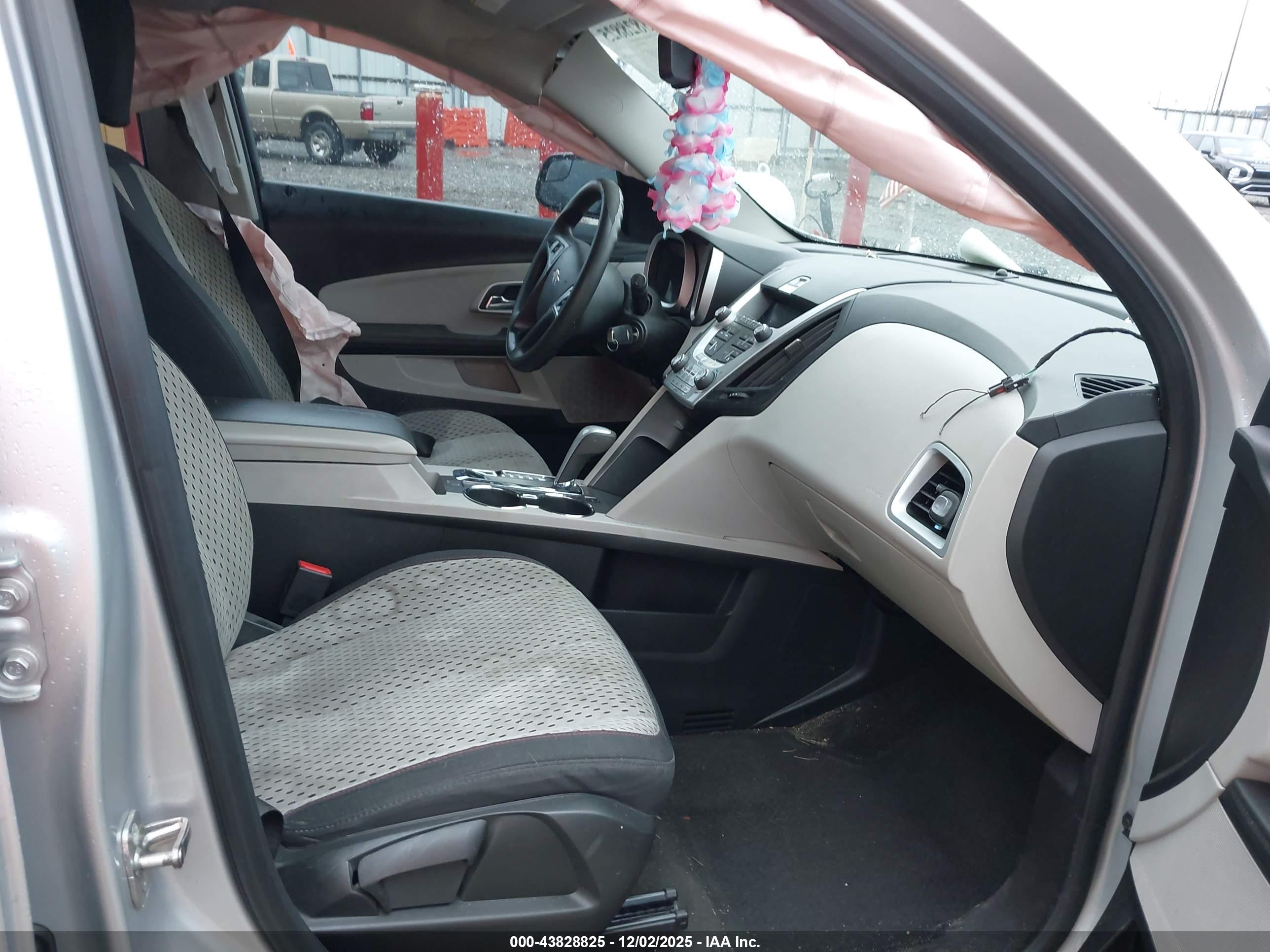 CHEVROLET EQUINOX image 5