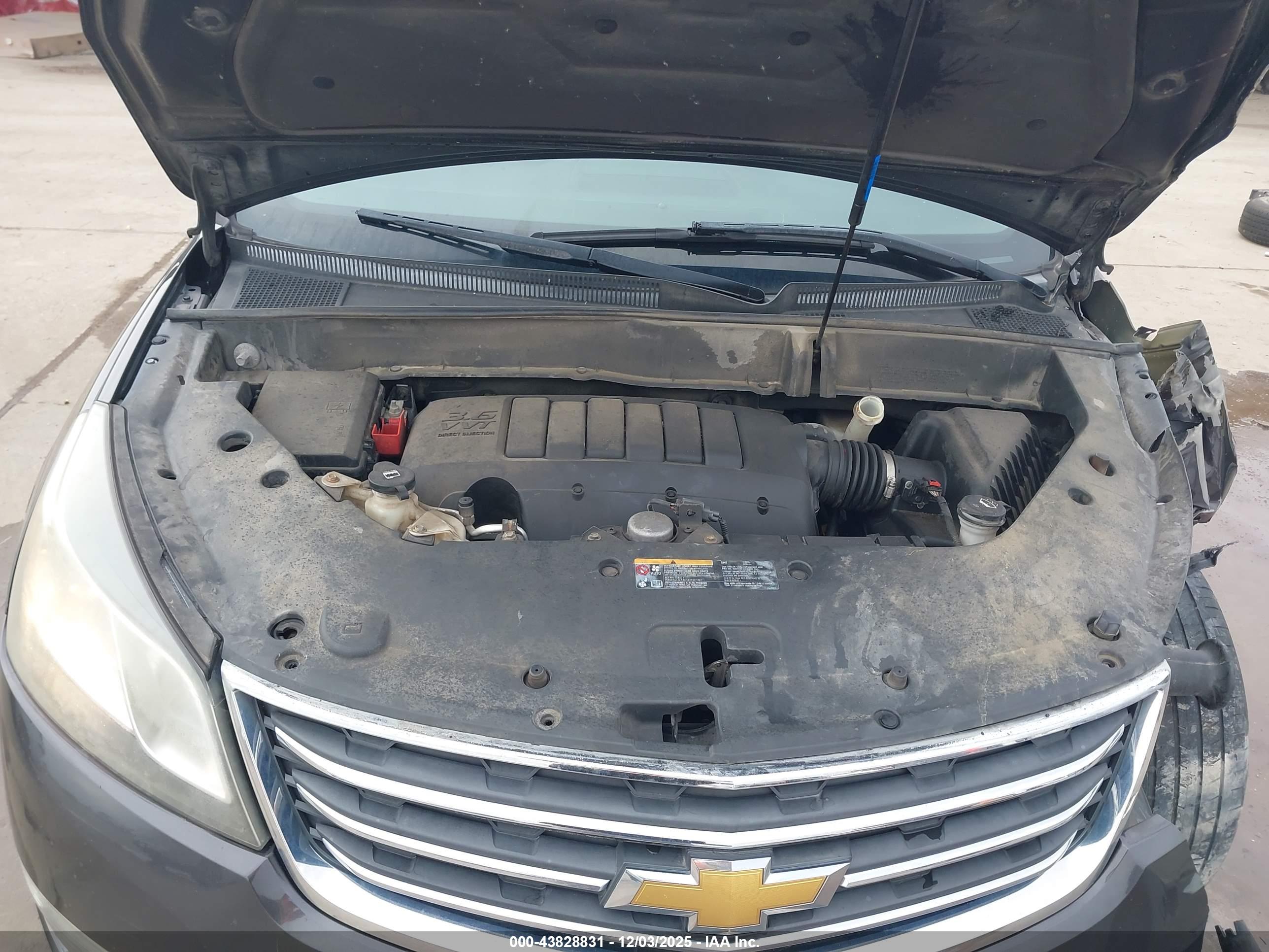CHEVROLET TRAVERSE image 10