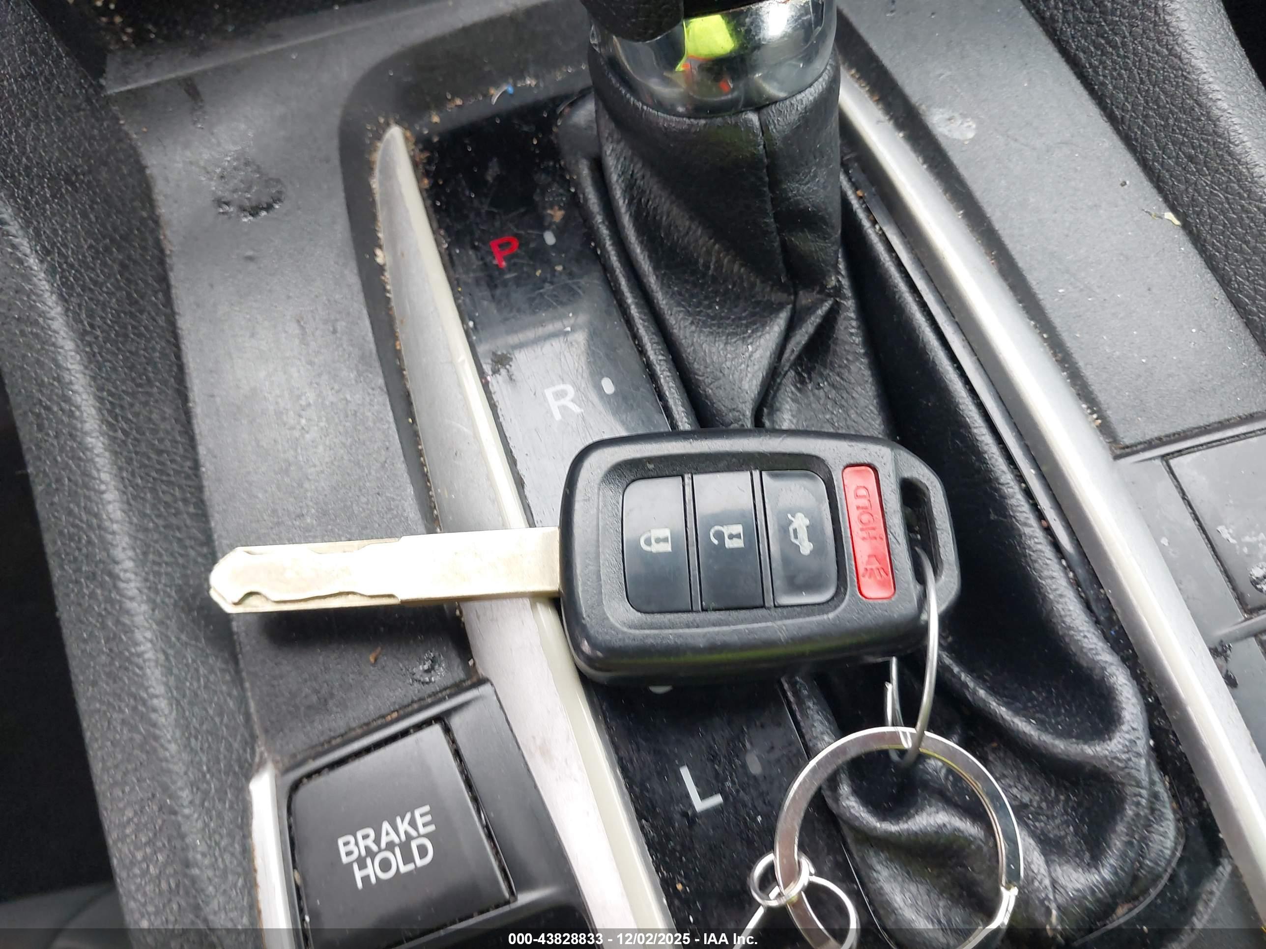 HONDA CIVIC image 11