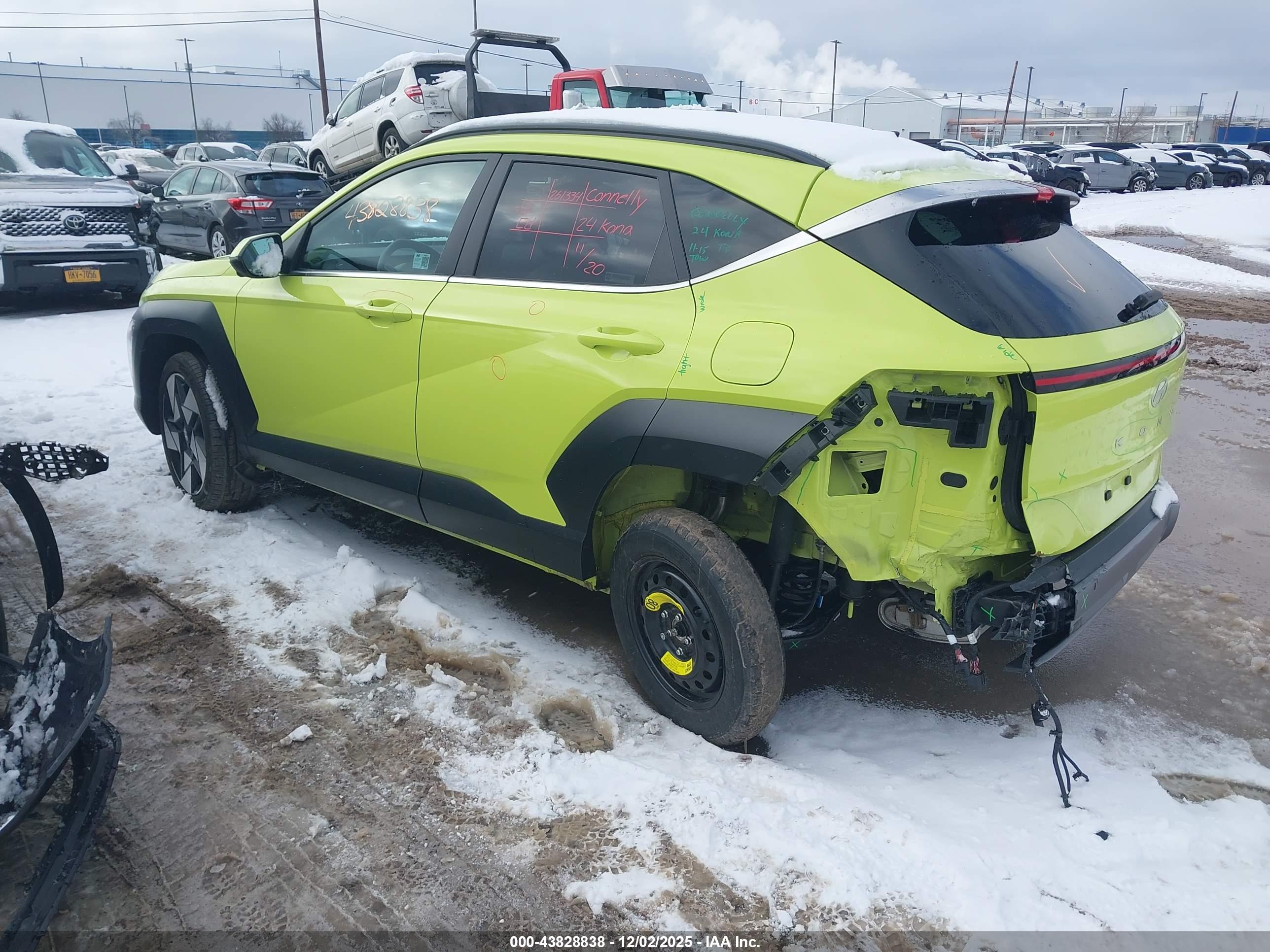 HYUNDAI KONA image 3