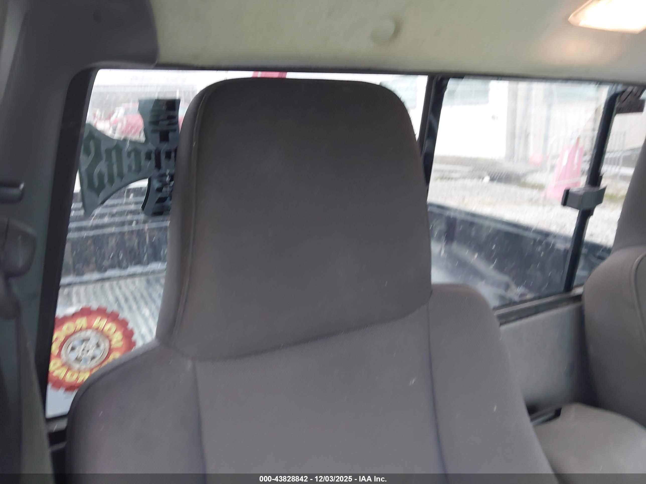 FORD RANGER image 8