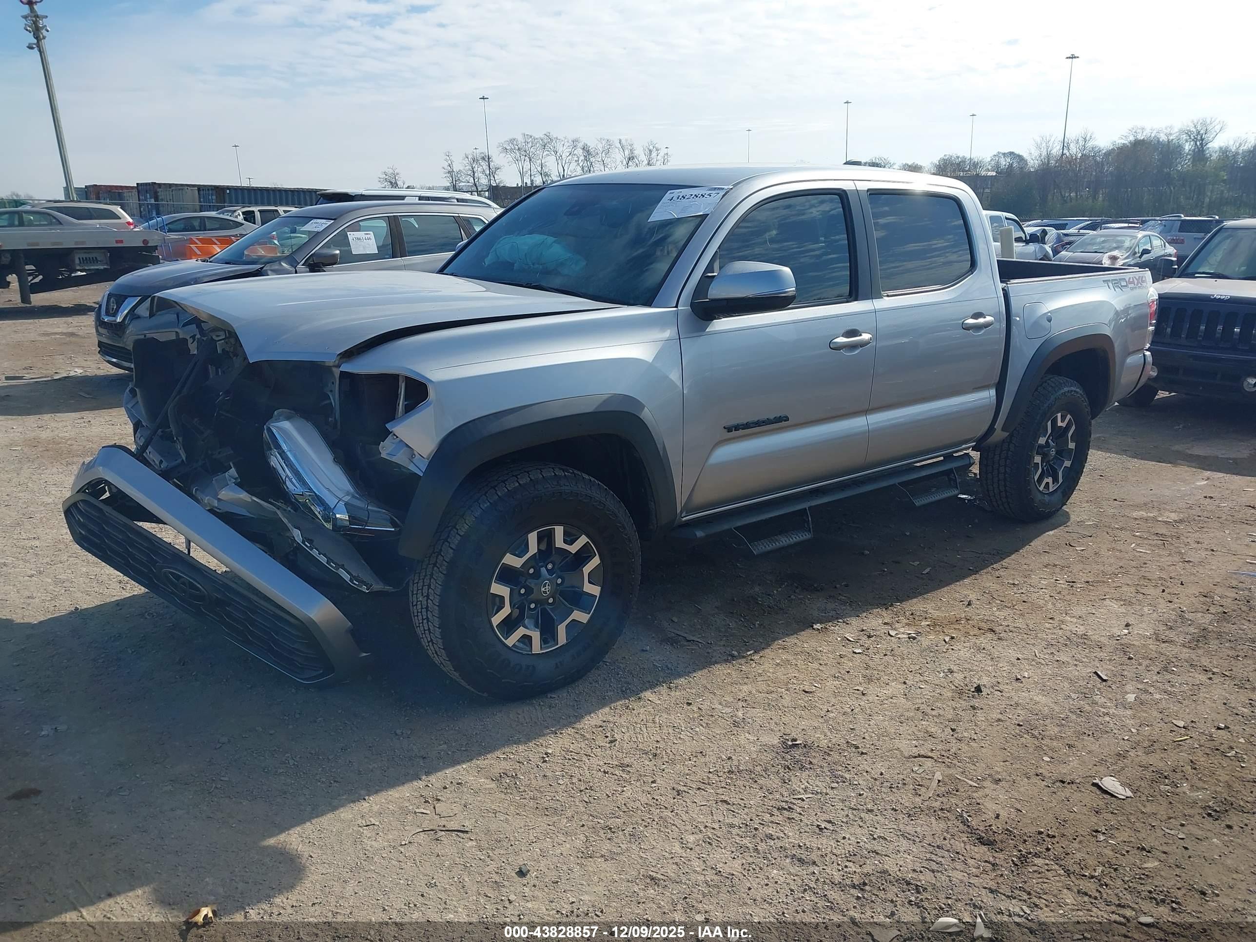 TOYOTA TACOMA image 2