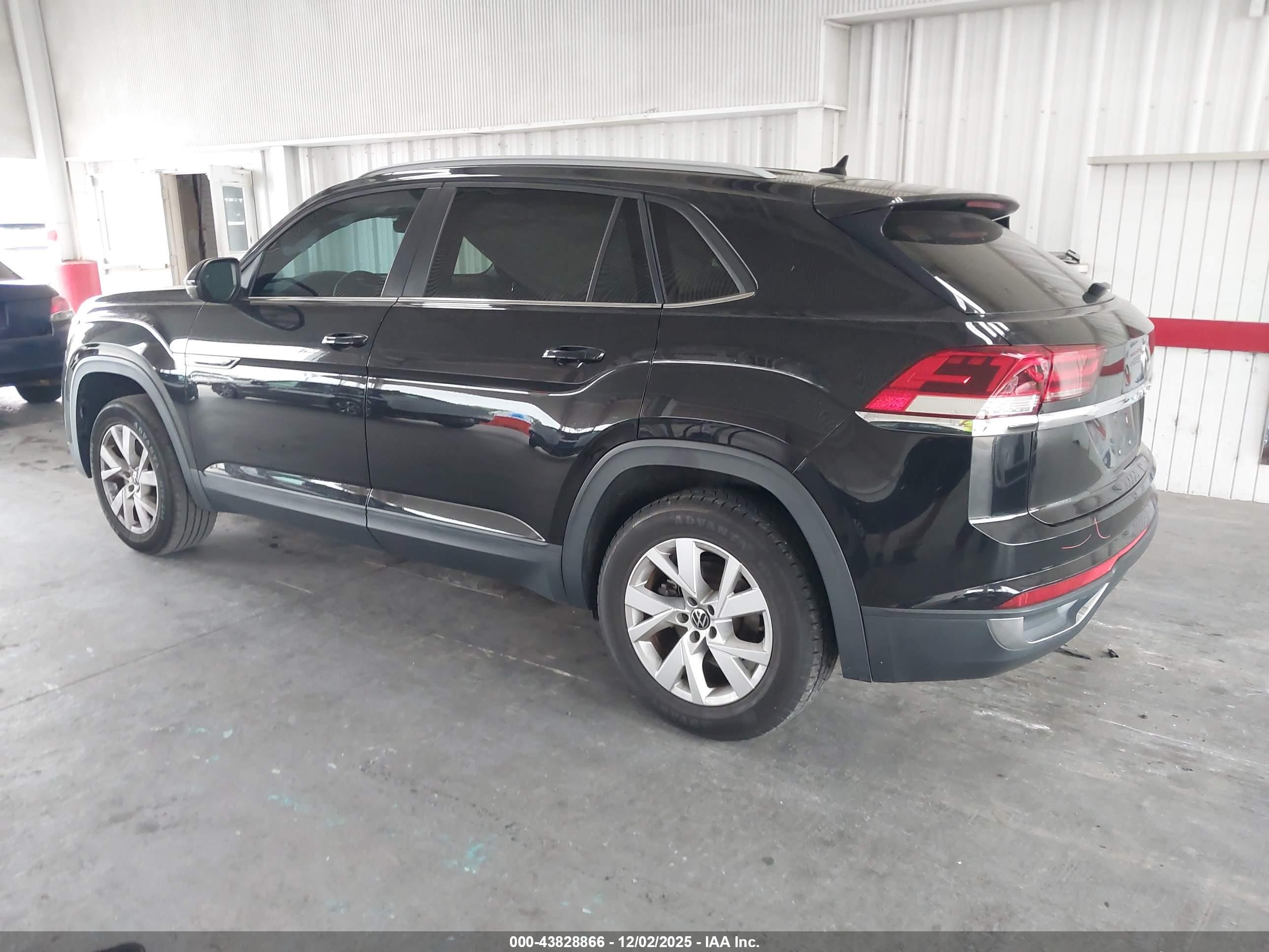 VOLKSWAGEN ATLAS image 3