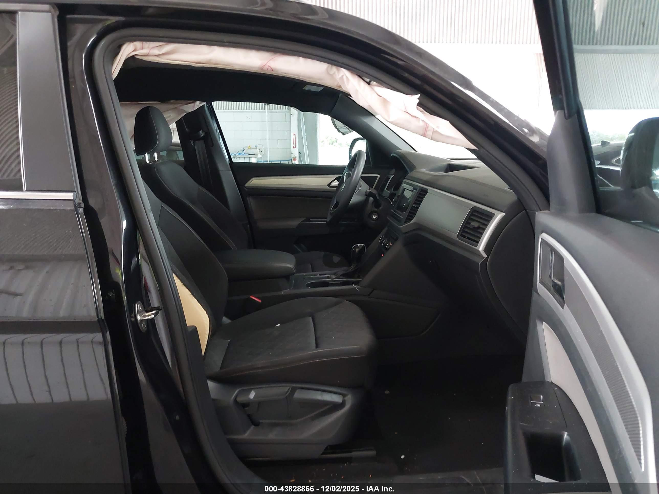 VOLKSWAGEN ATLAS image 5