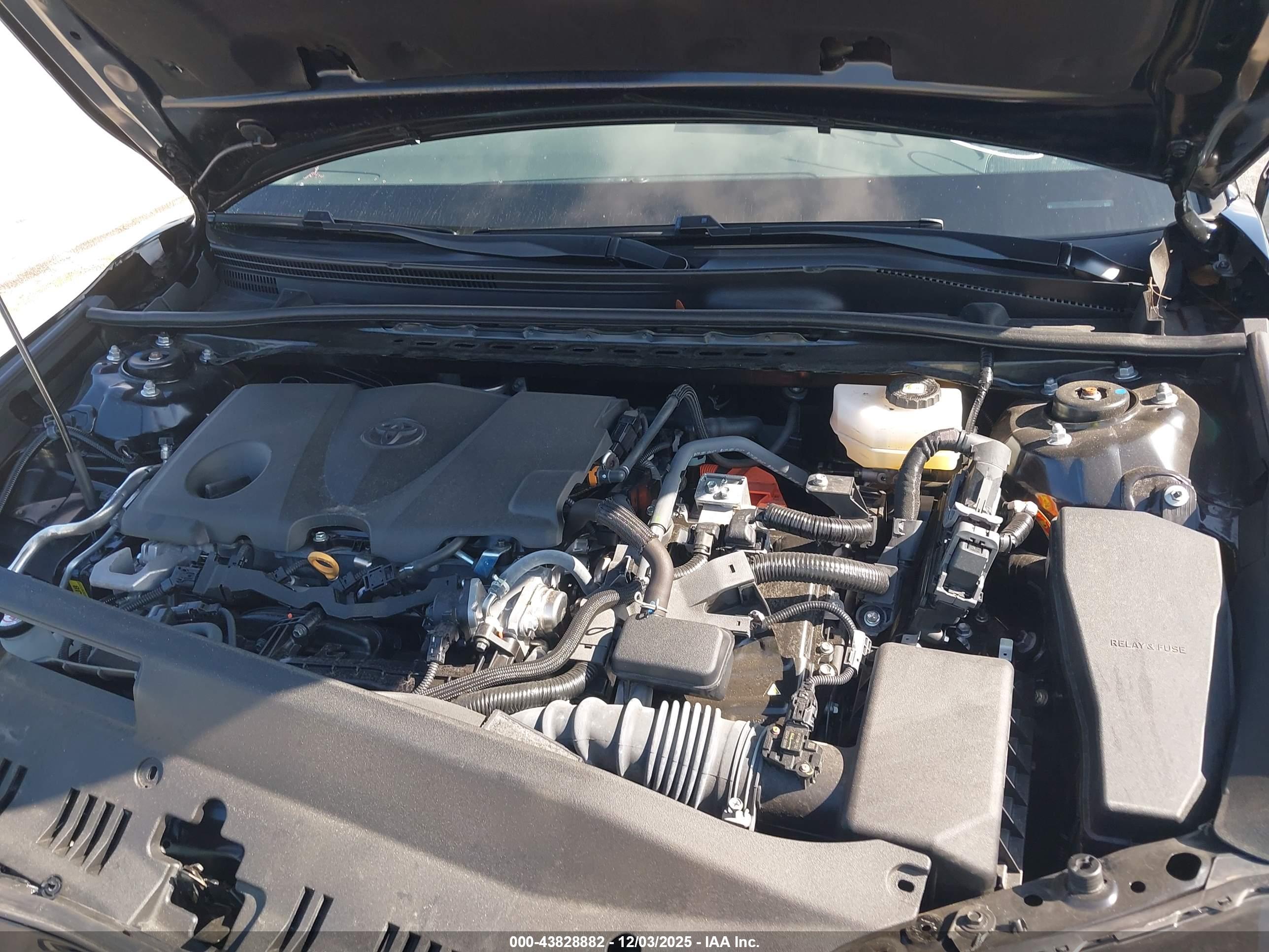 TOYOTA CAMRY image 10