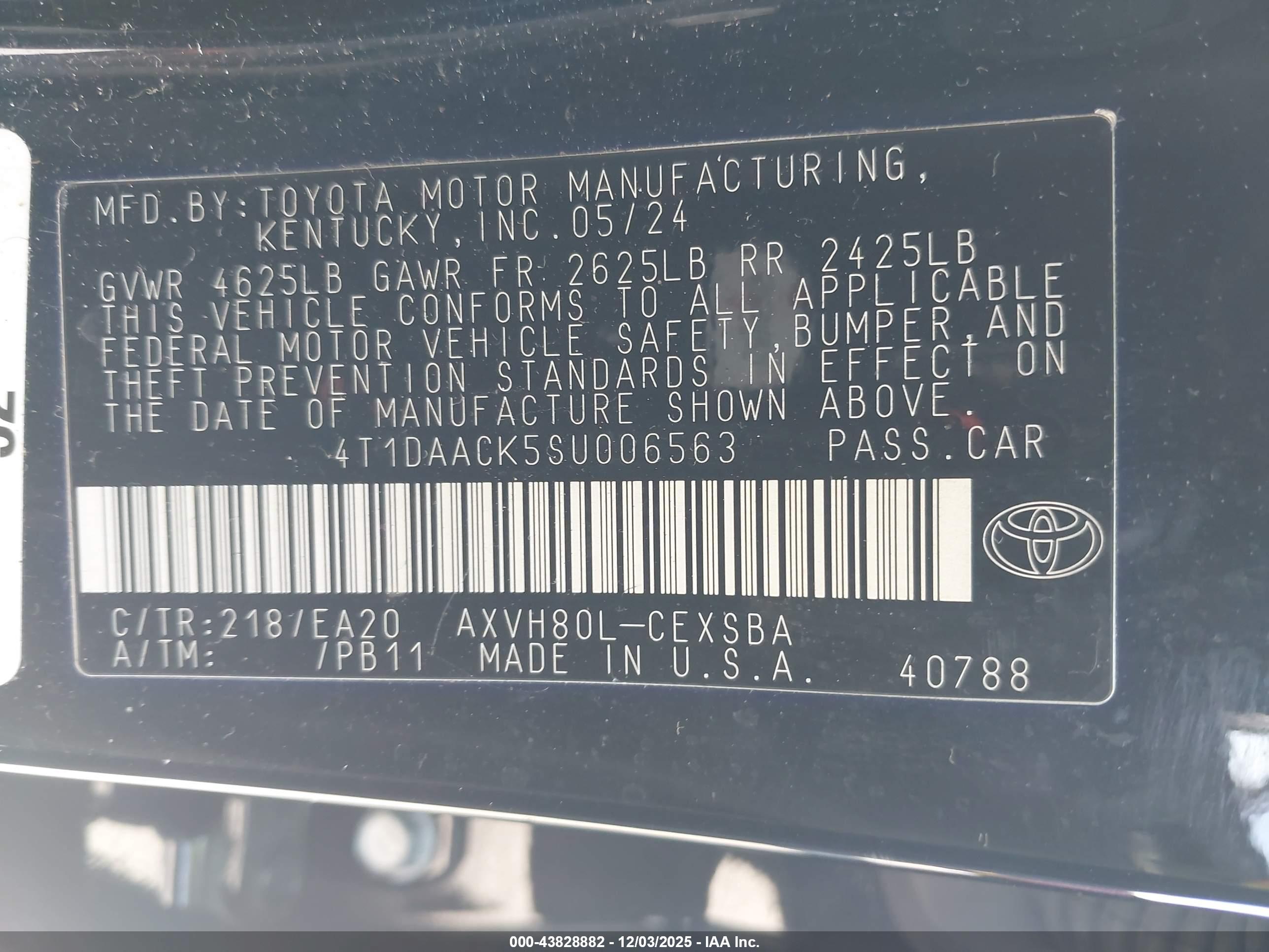 TOYOTA CAMRY image 9