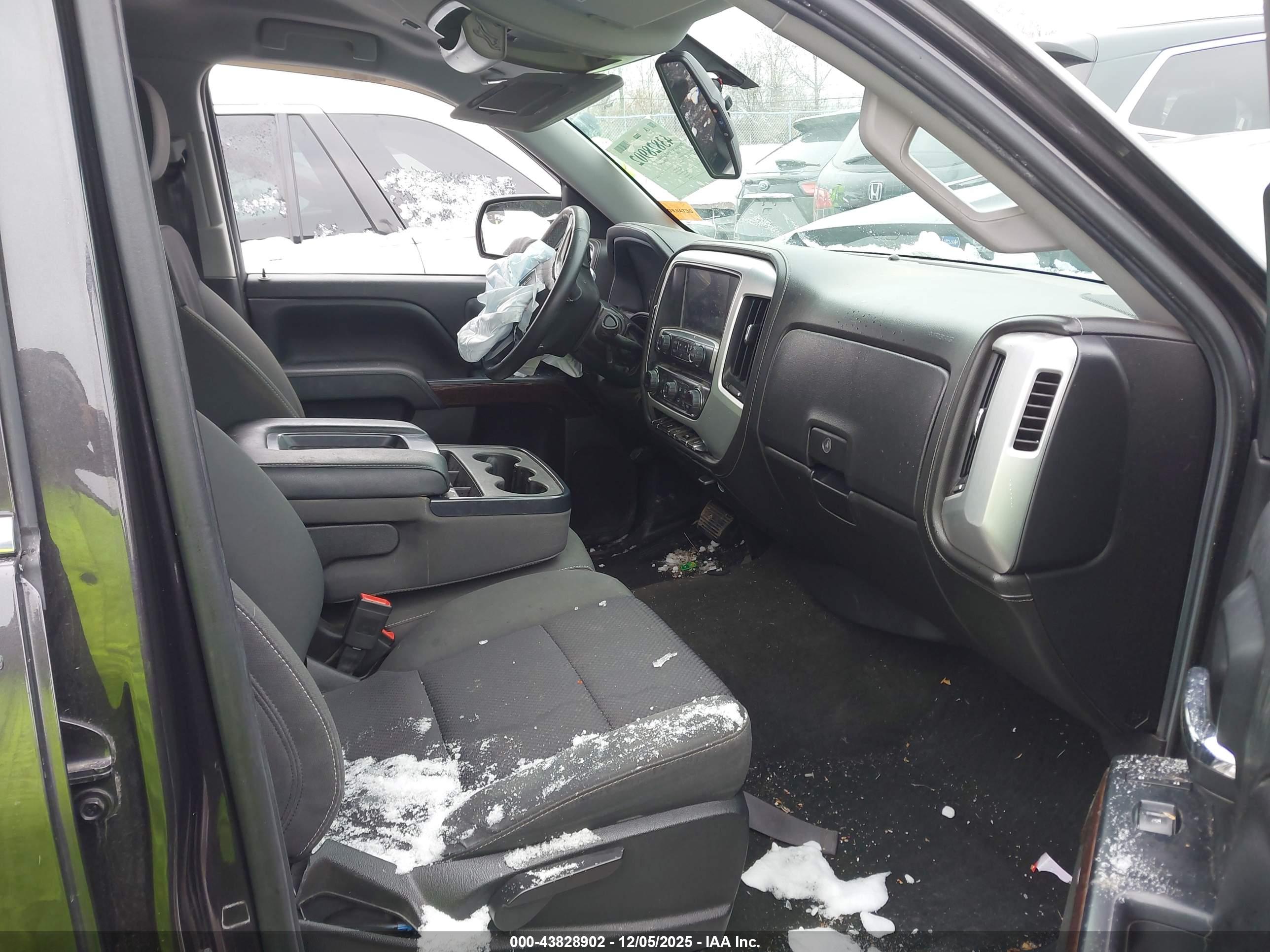 GMC SIERRA image 5