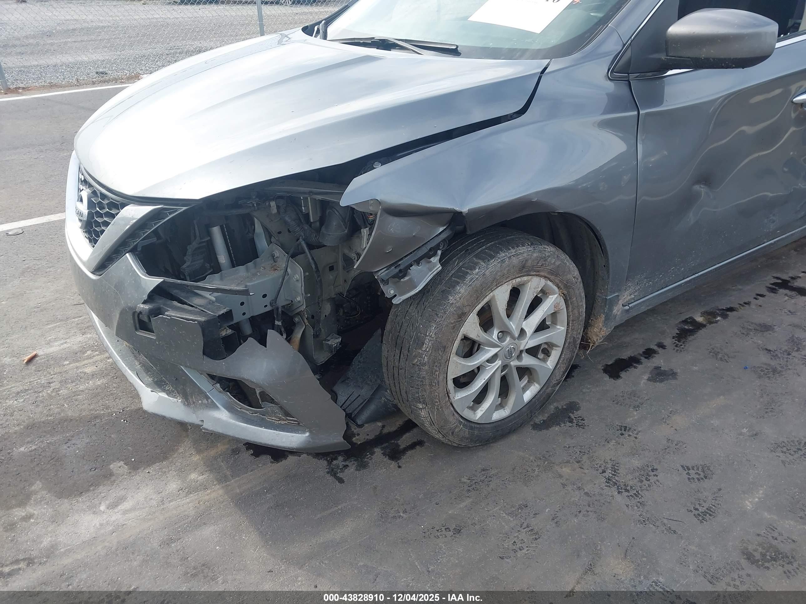 NISSAN SENTRA image 6