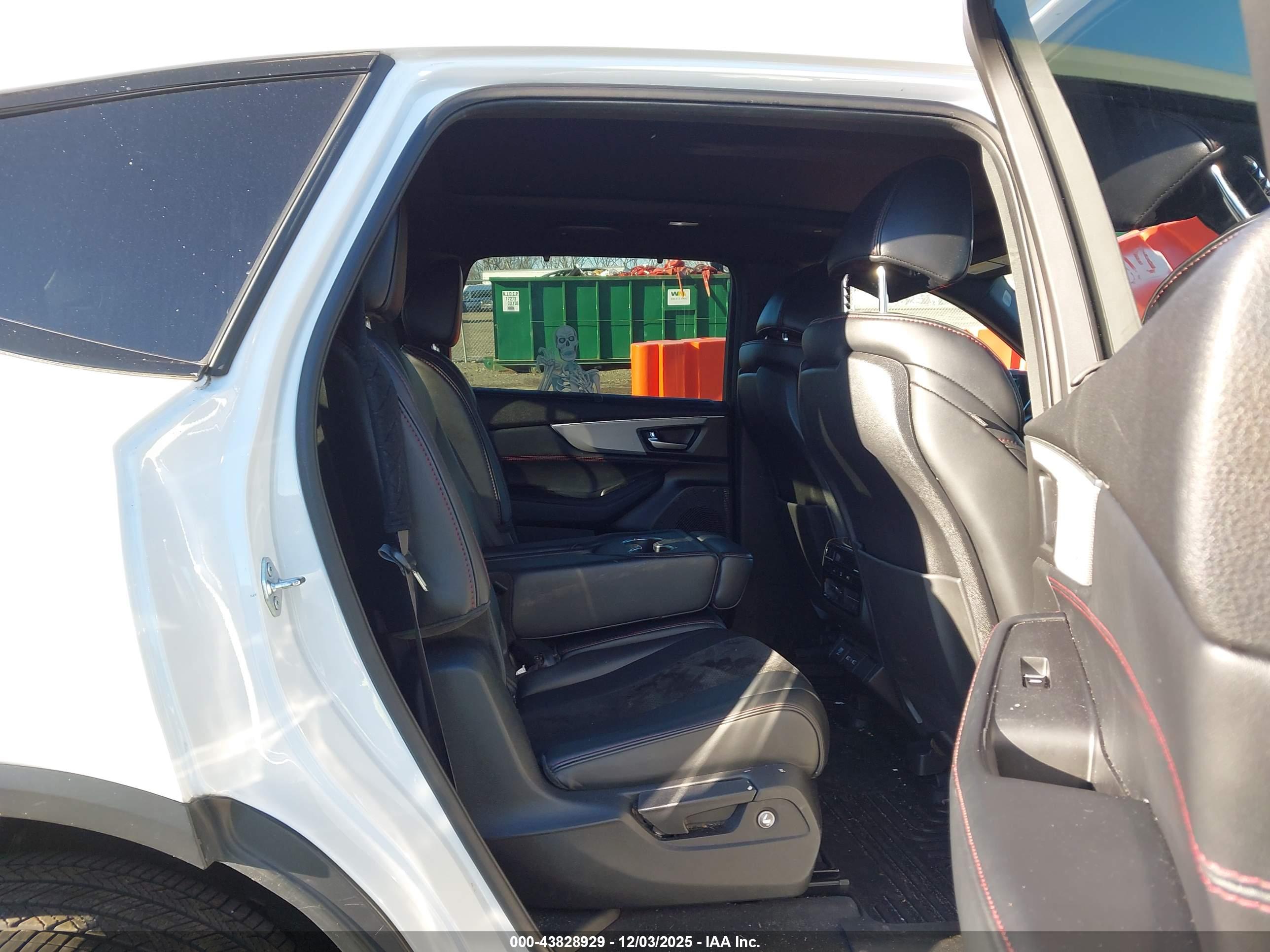 ACURA MDX image 8