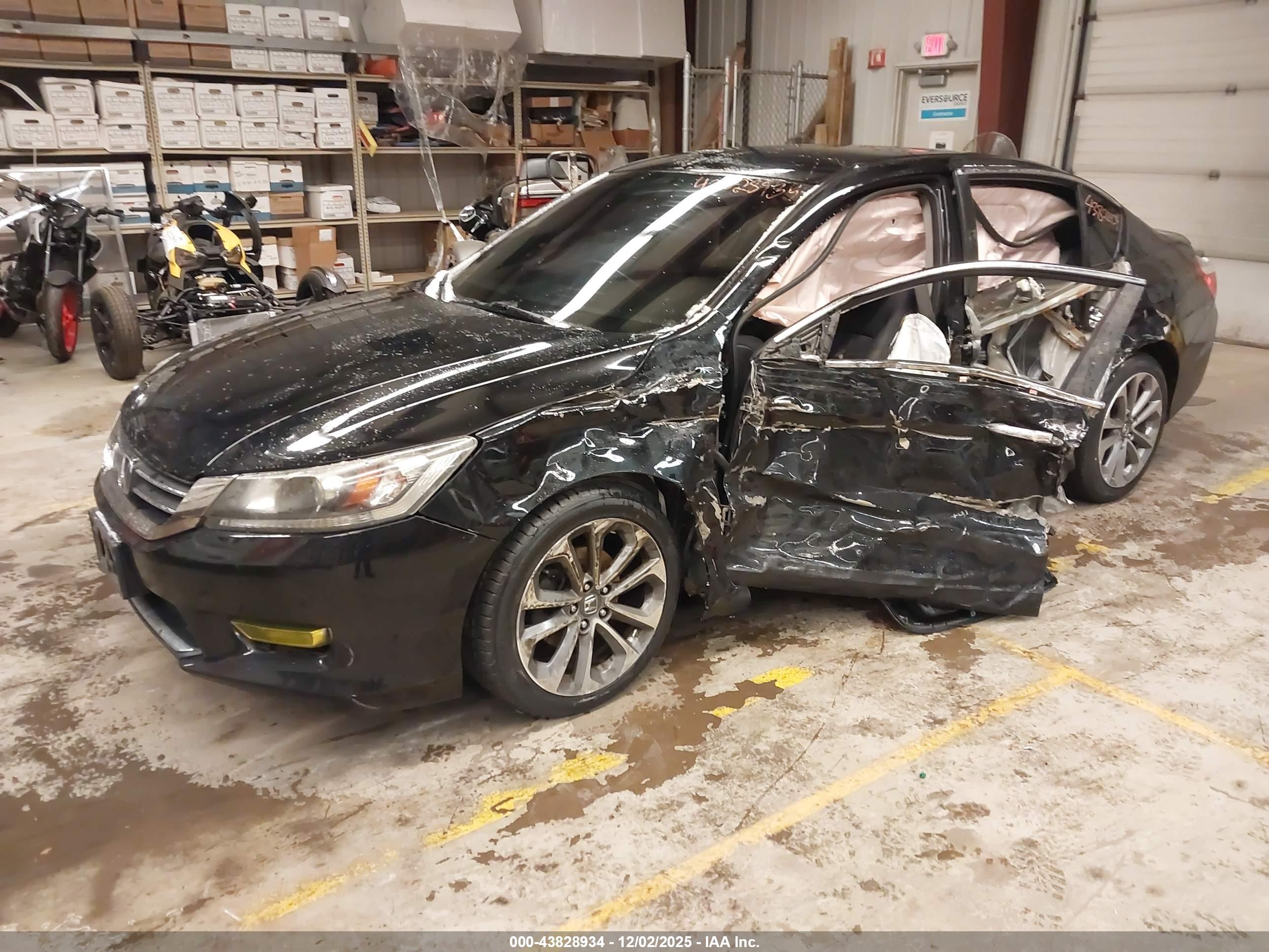 HONDA ACCORD image 2