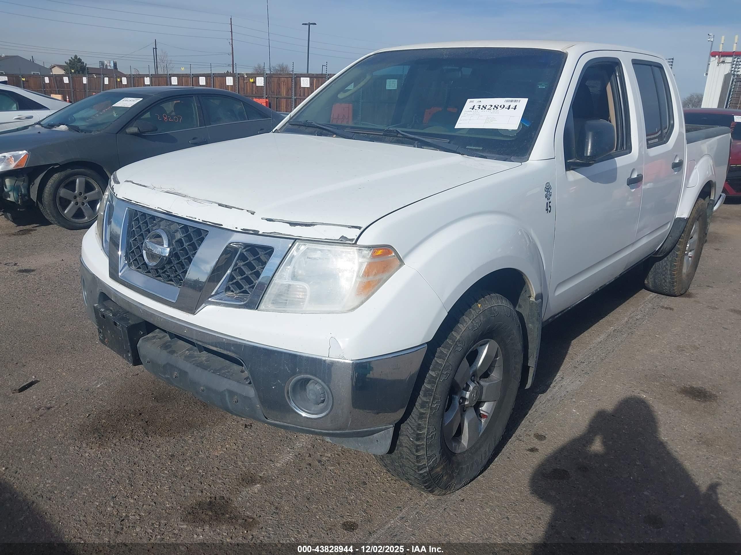 NISSAN FRONTIER image 2