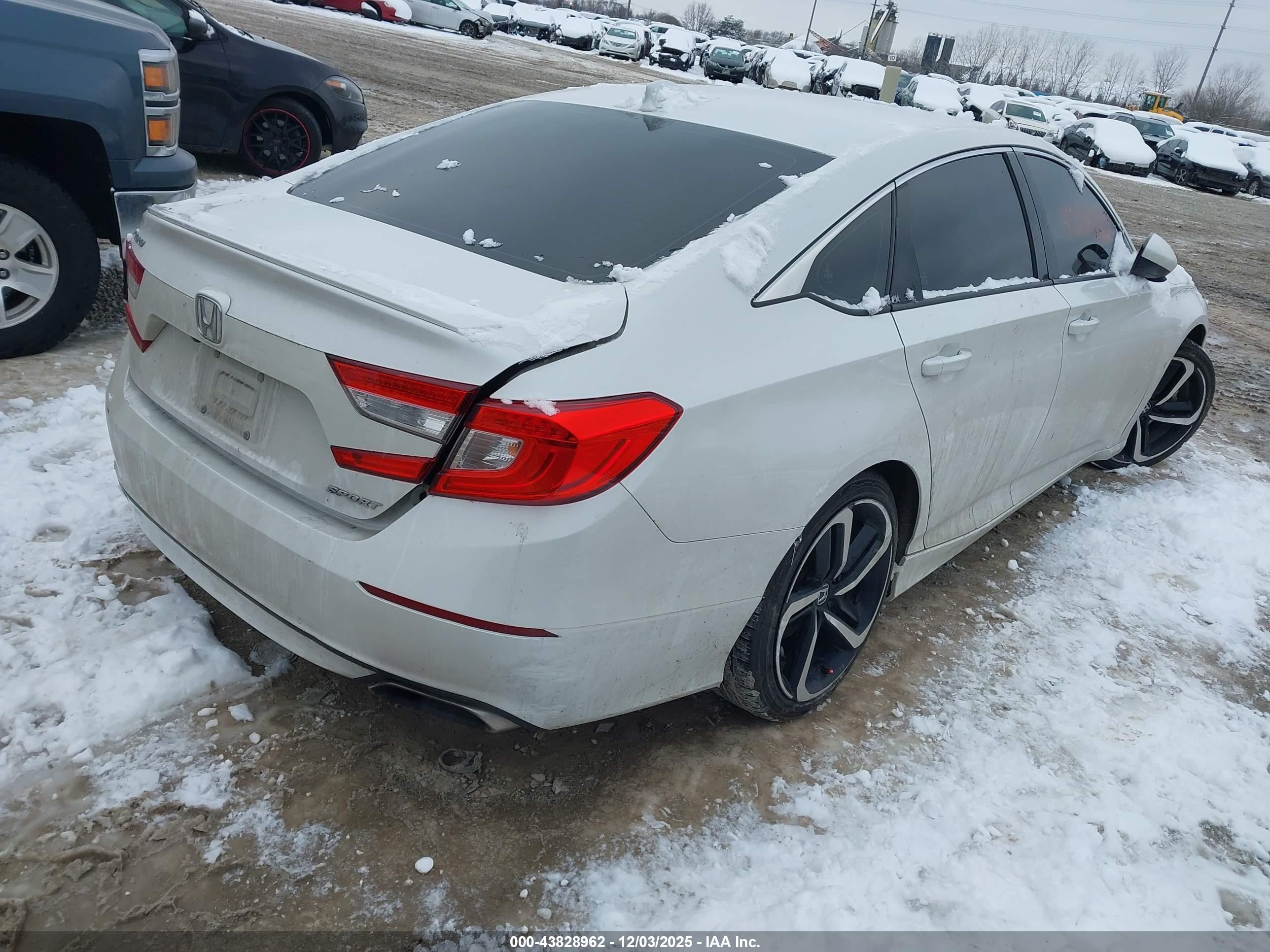 HONDA ACCORD image 4